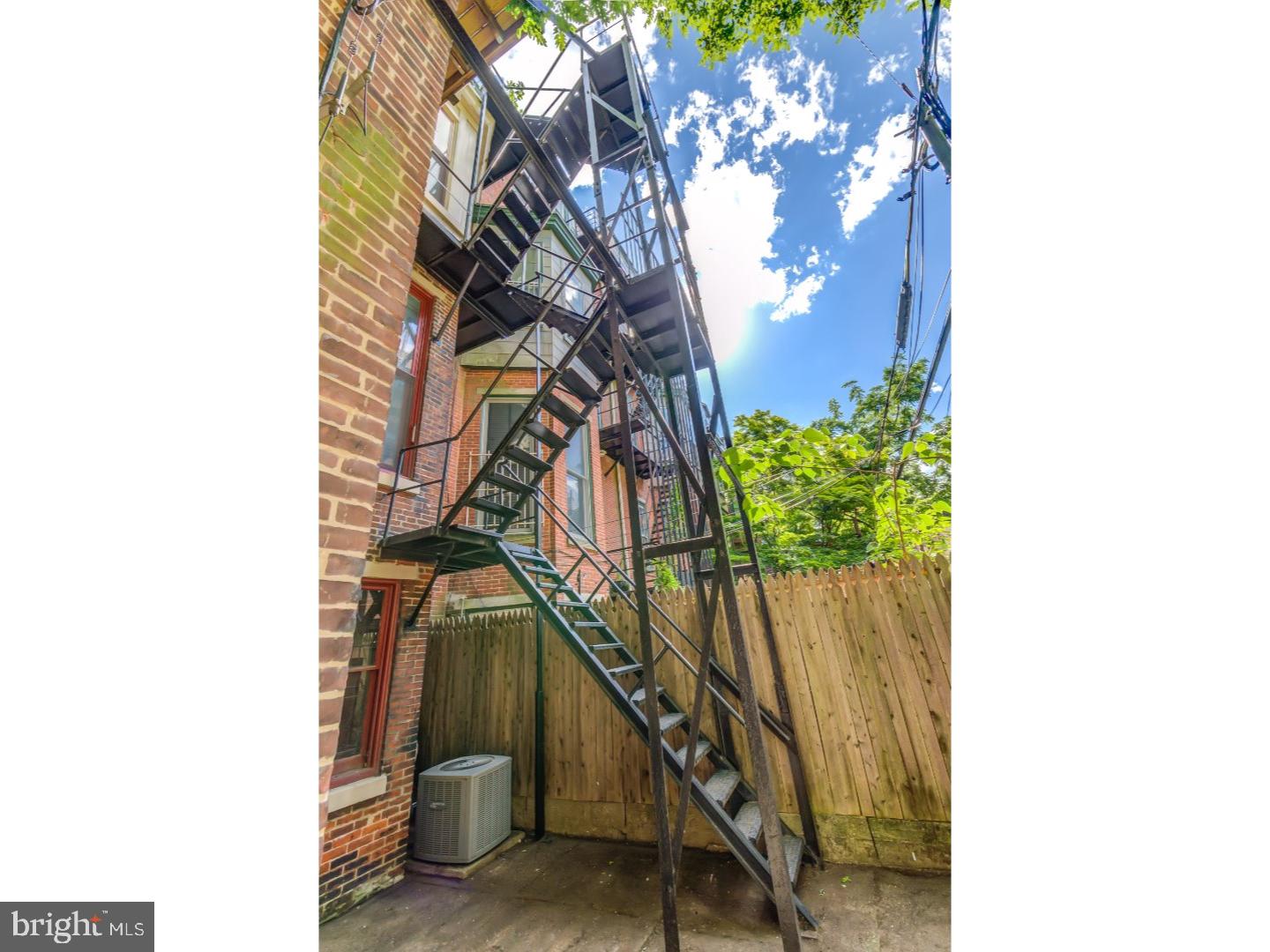 RITTENHOUSE SQUARE - Residential Income