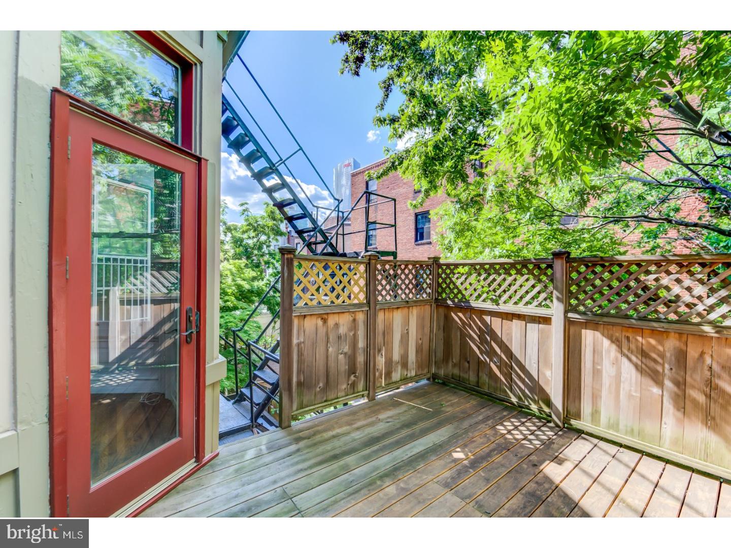 RITTENHOUSE SQUARE - Residential Income