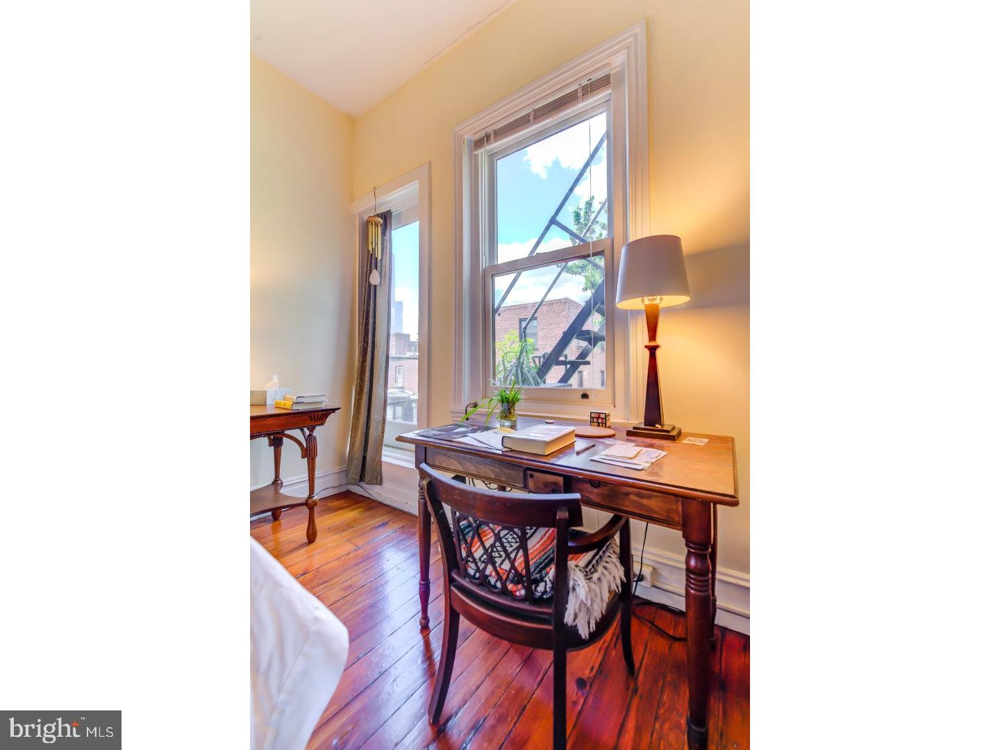 RITTENHOUSE SQUARE - Residential Income