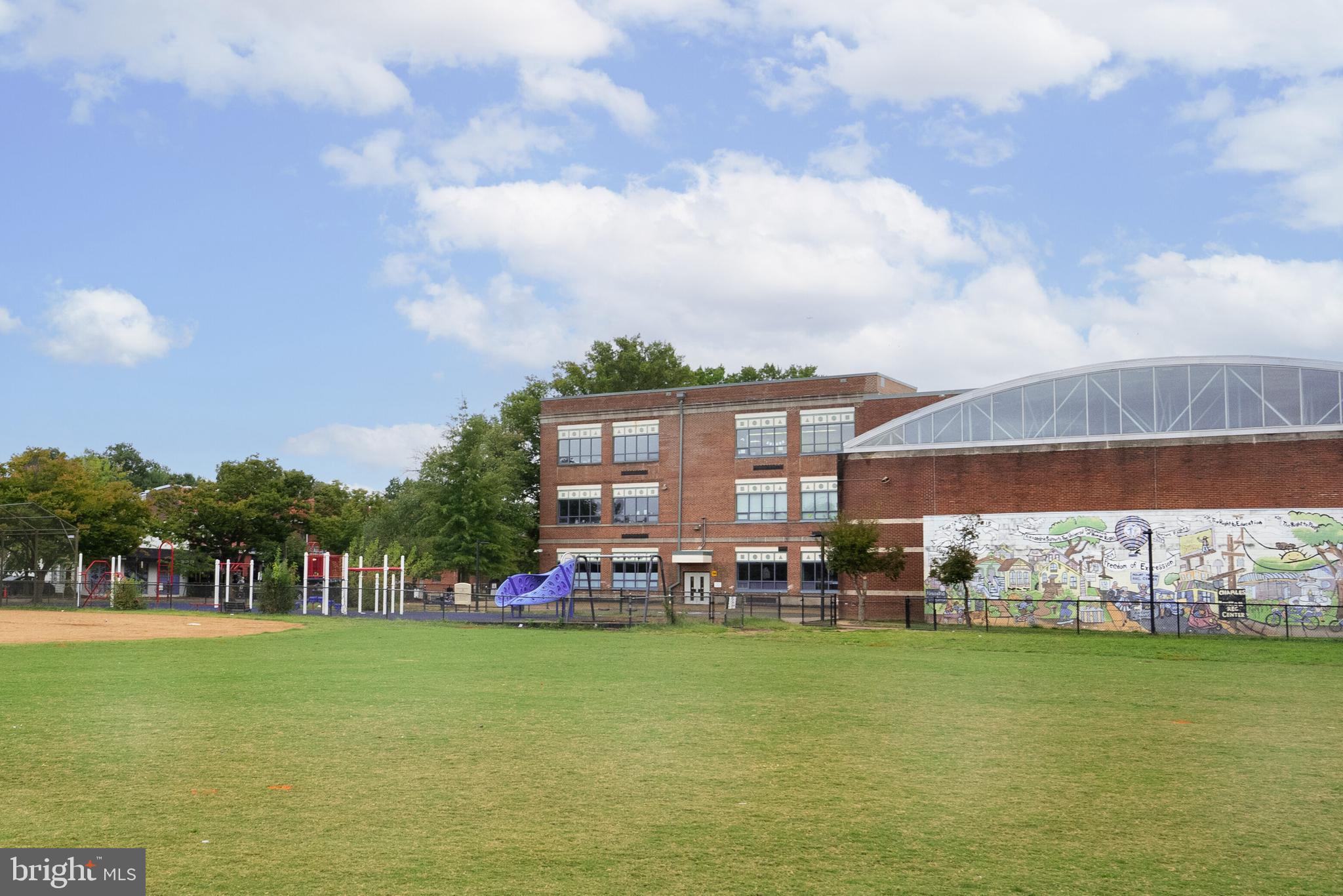 WARWICK VILLAGE - Residential