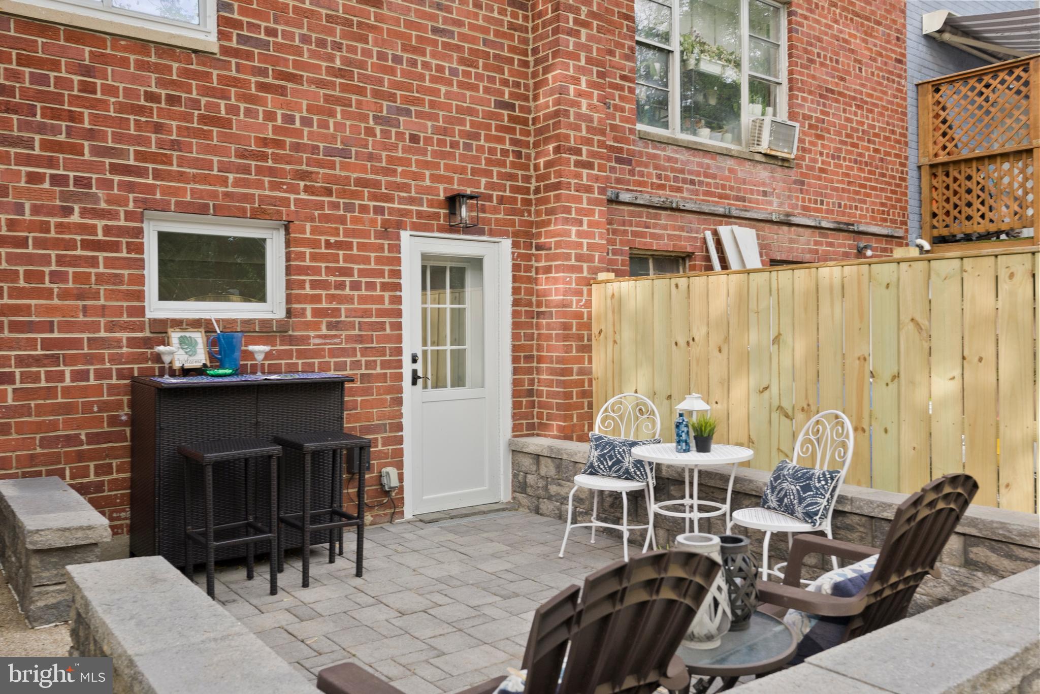 WARWICK VILLAGE - Residential