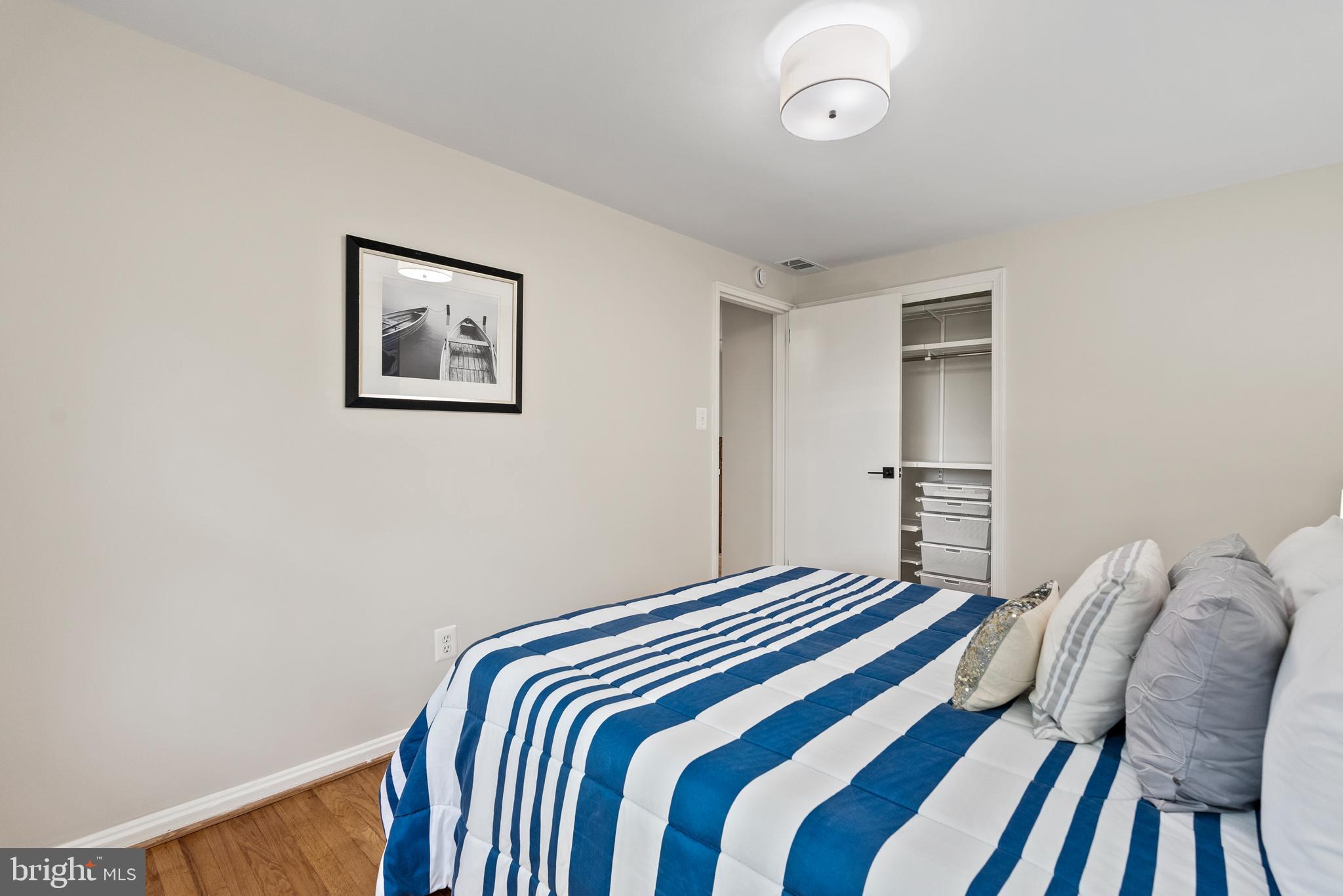 WARWICK VILLAGE - Residential