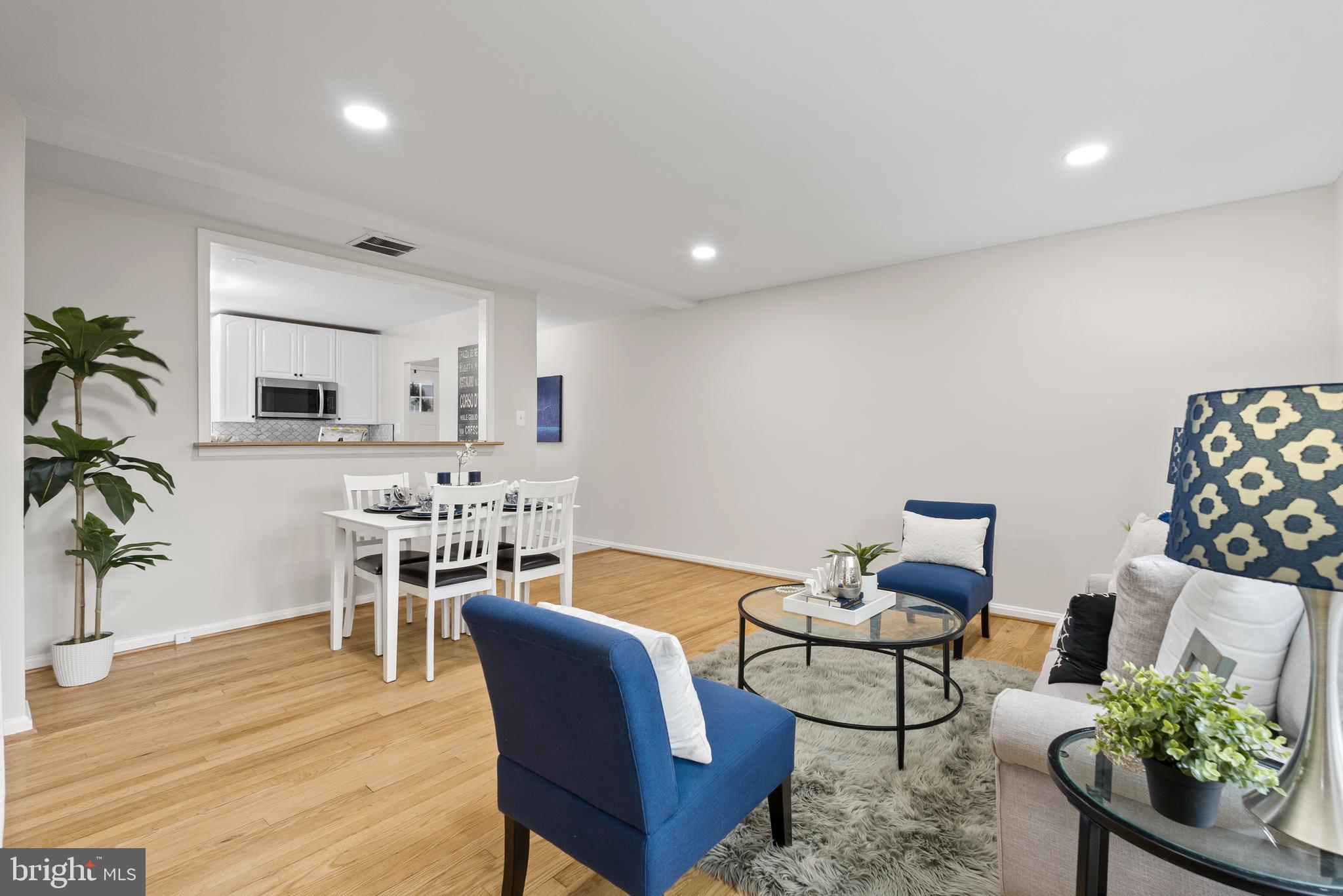 WARWICK VILLAGE - Residential