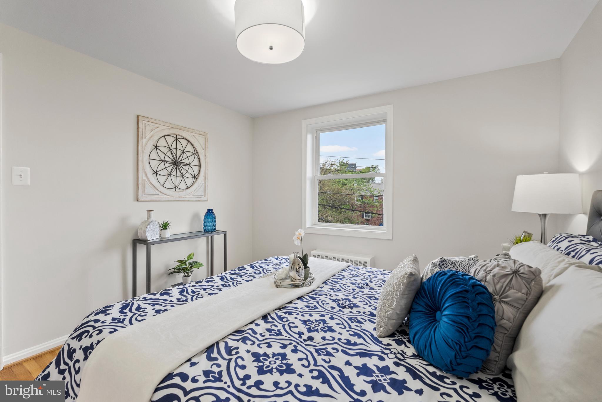 WARWICK VILLAGE - Residential