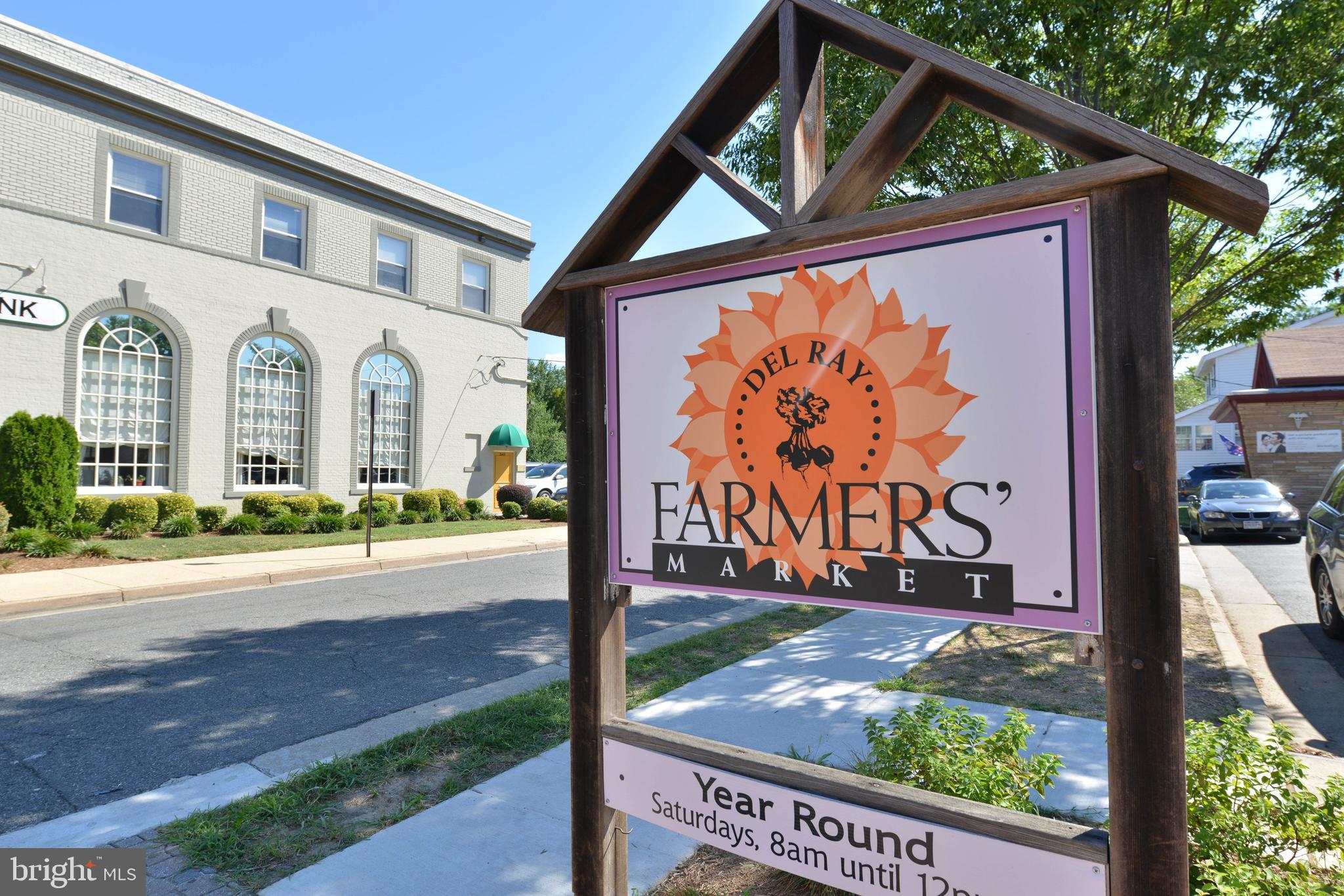 WARWICK VILLAGE - Residential