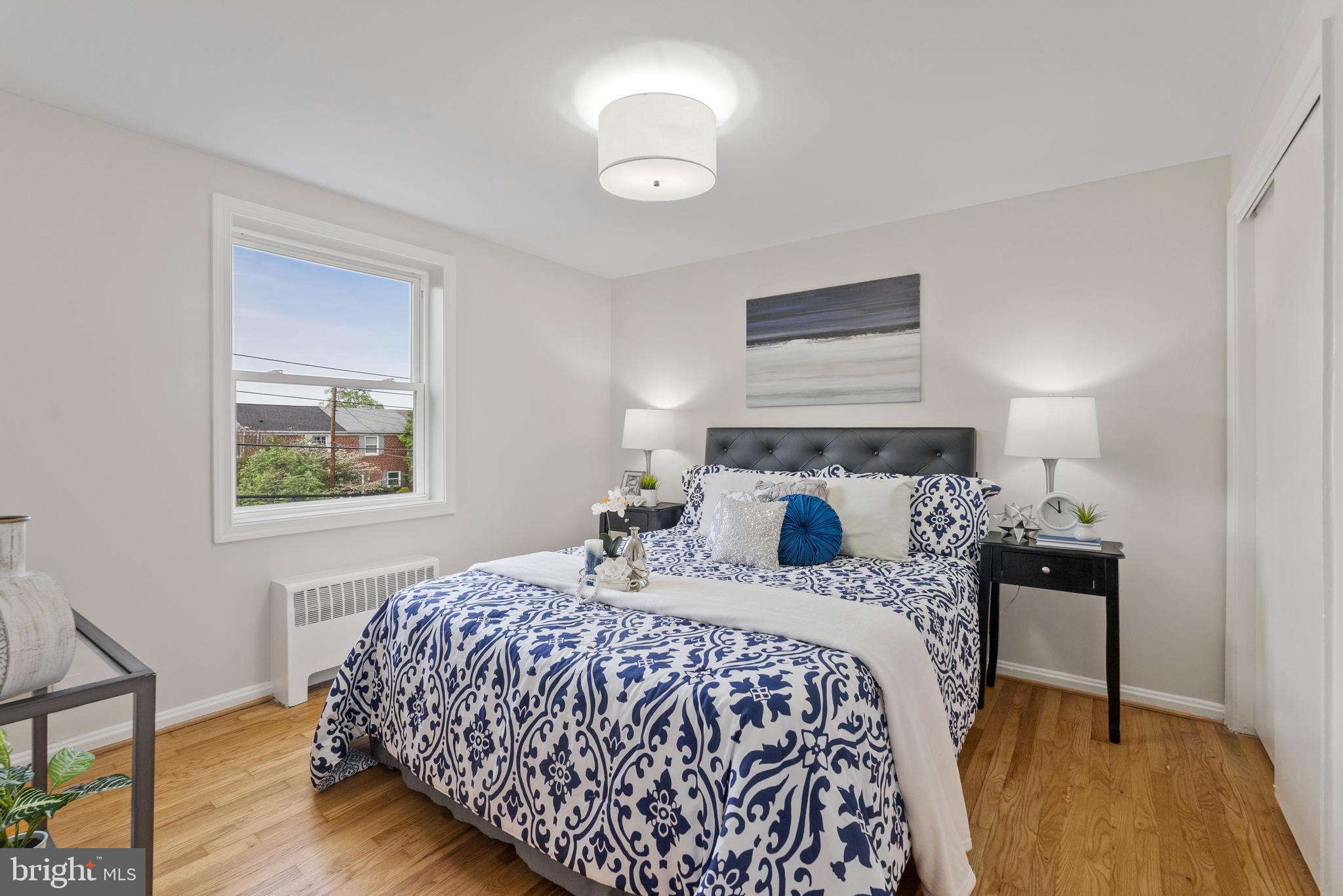 WARWICK VILLAGE - Residential