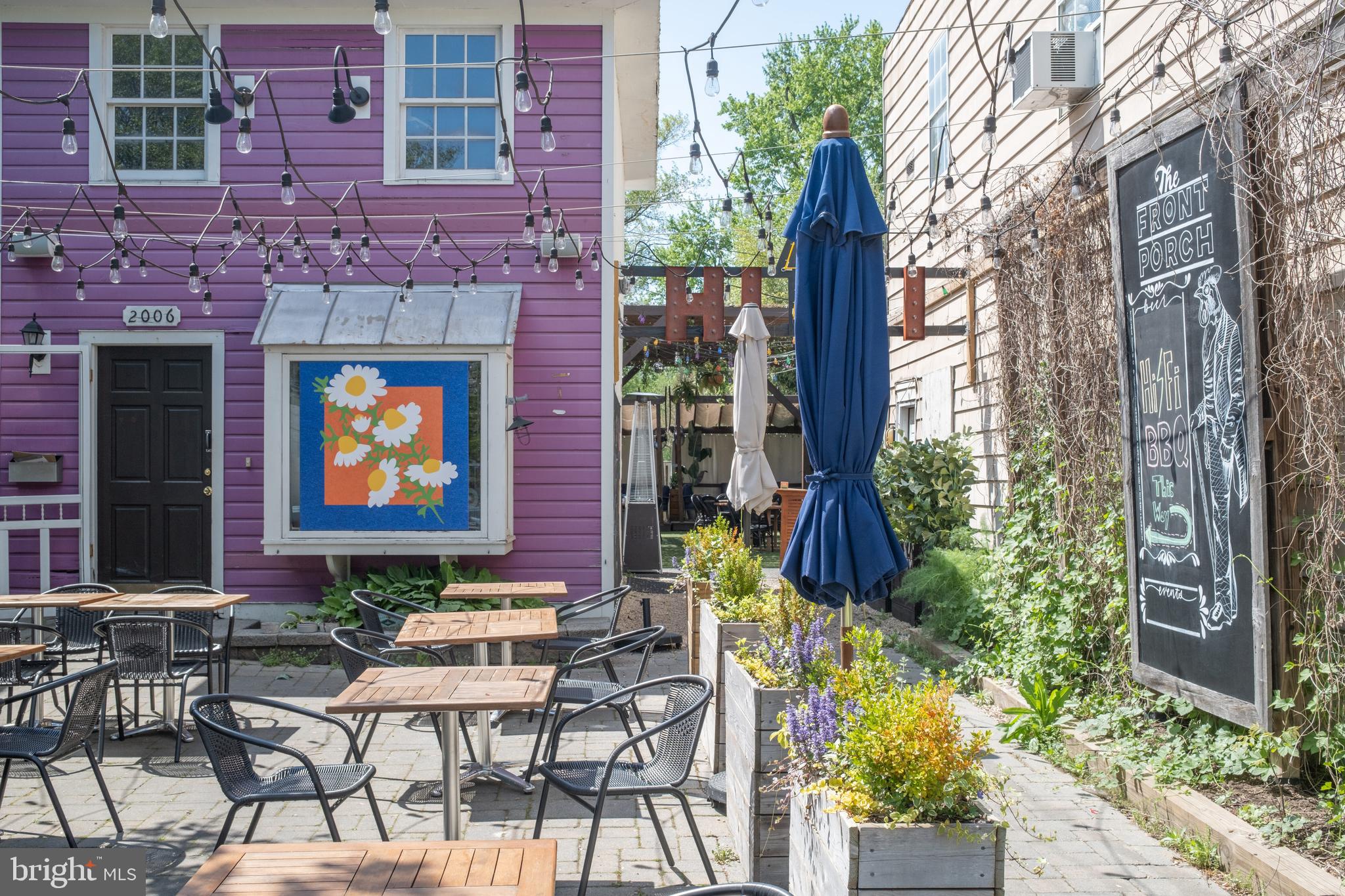 WARWICK VILLAGE - Residential