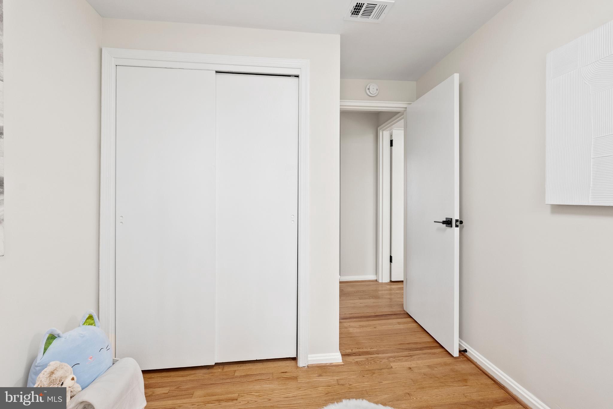 WARWICK VILLAGE - Residential