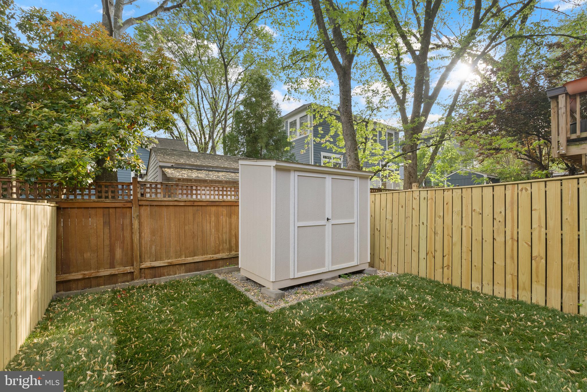 WARWICK VILLAGE - Residential