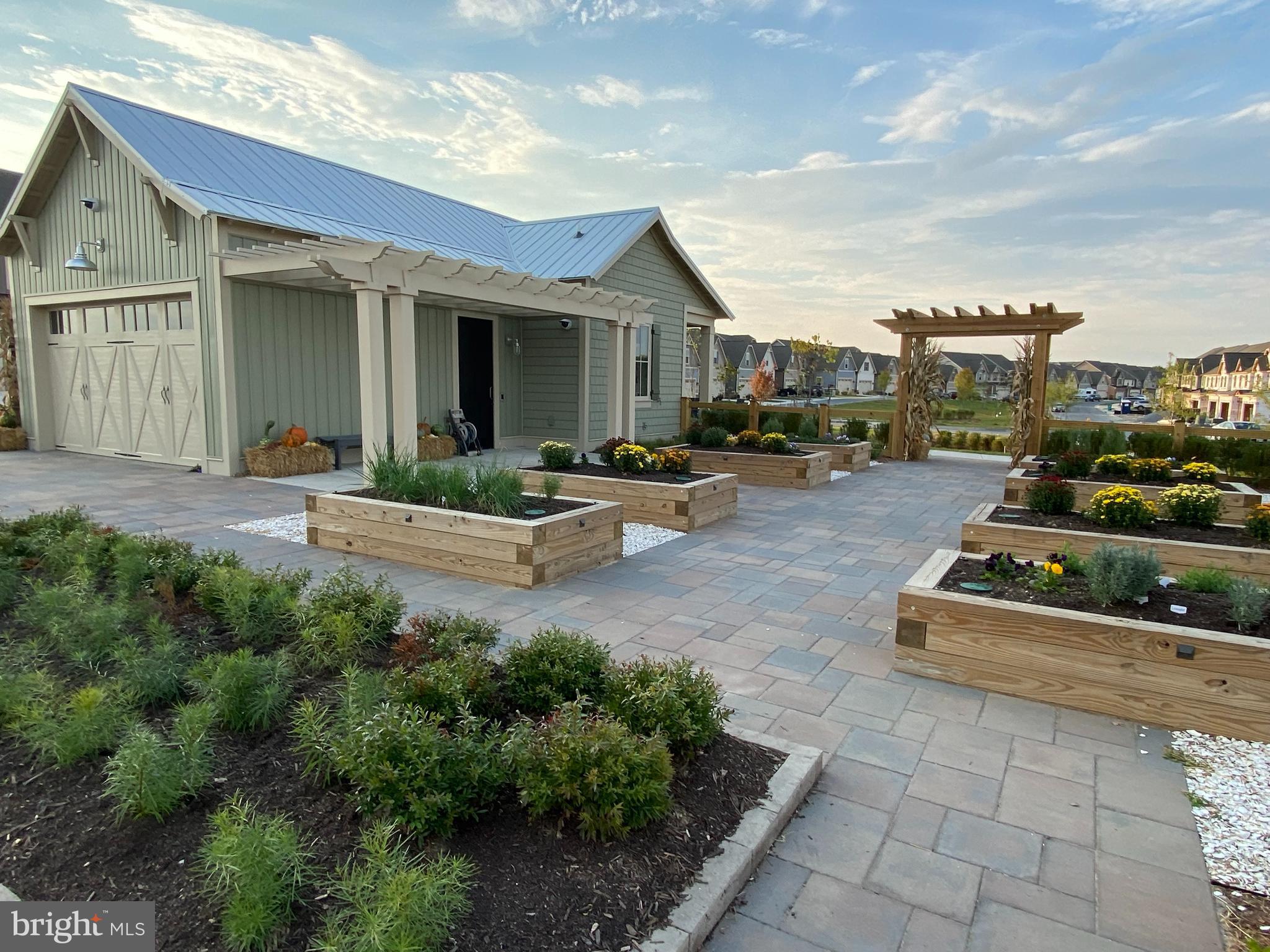 URBANA - Residential