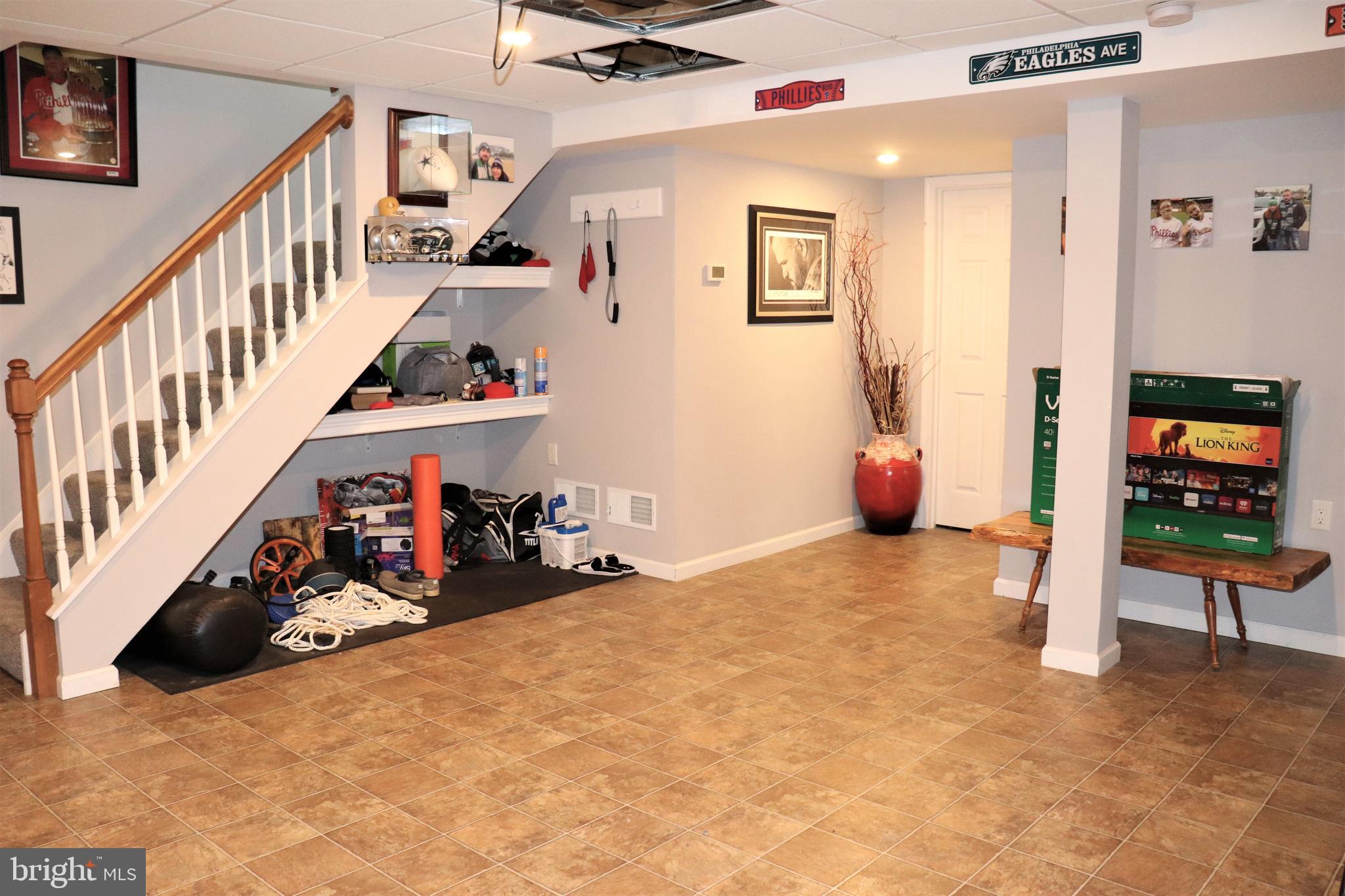 AUTUMN HILLS - Residential