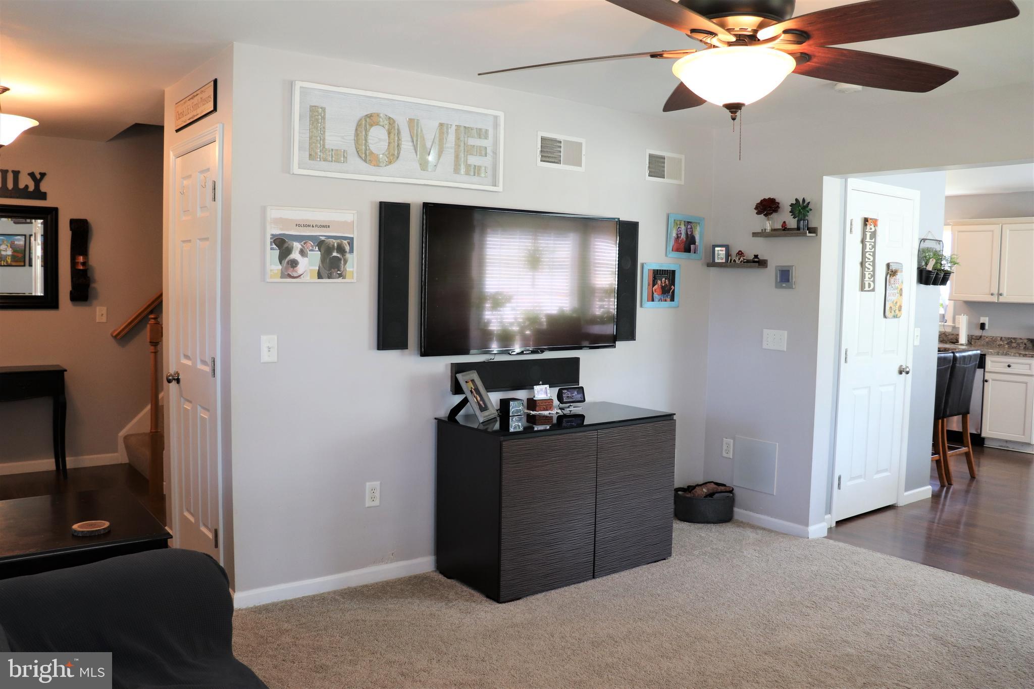 AUTUMN HILLS - Residential