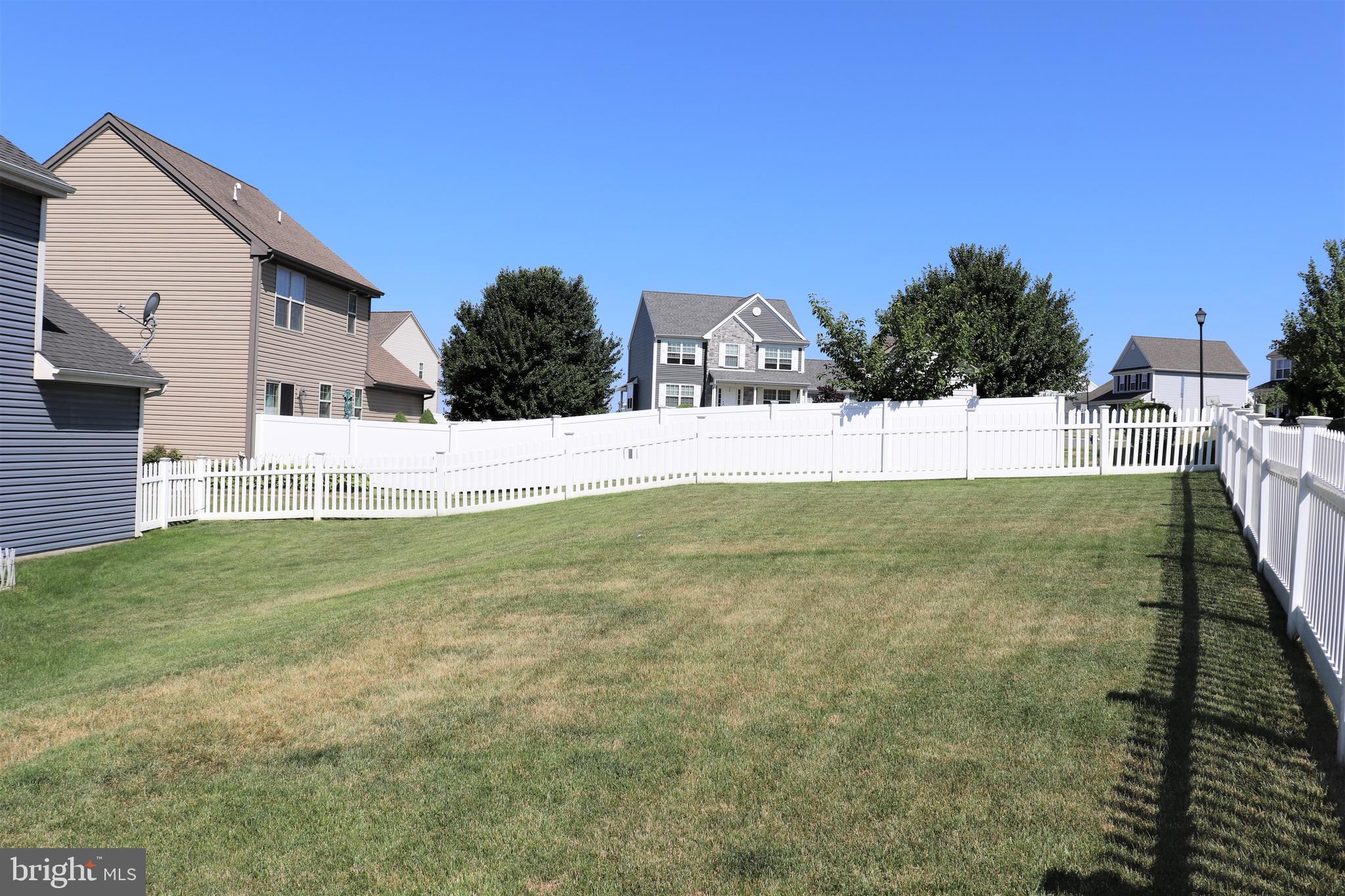 AUTUMN HILLS - Residential