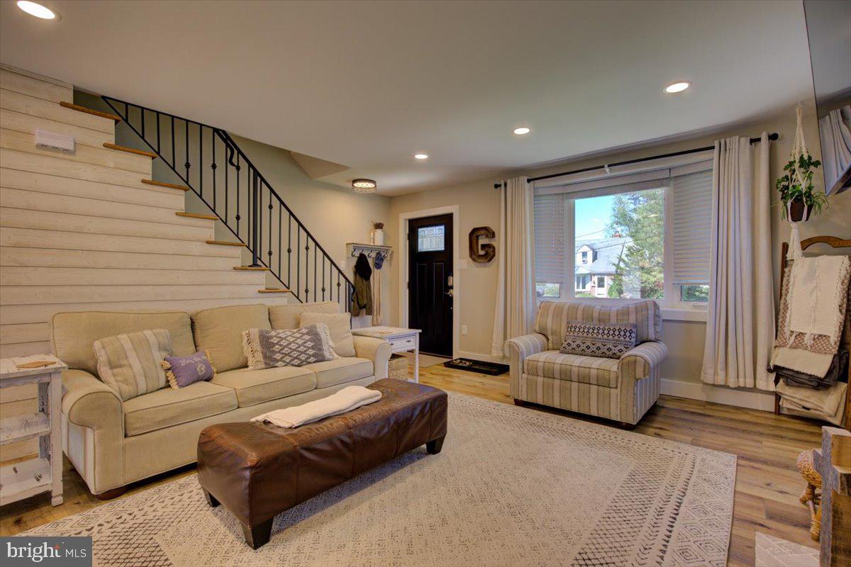 SCENIC HILLS - Residential