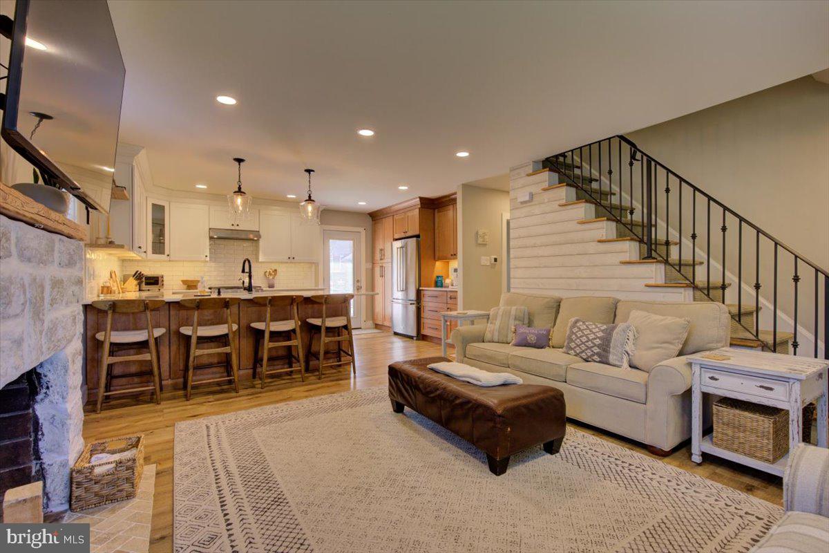 SCENIC HILLS - Residential