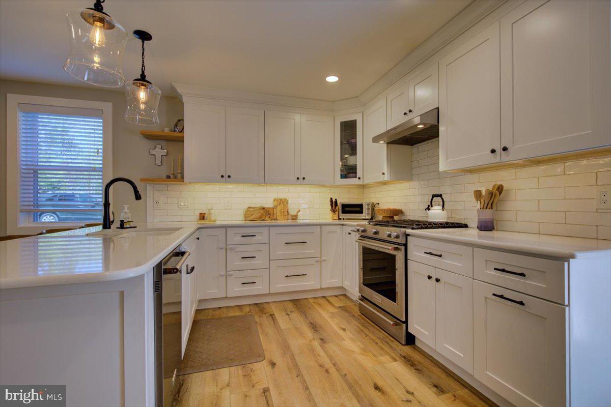 SCENIC HILLS - Residential