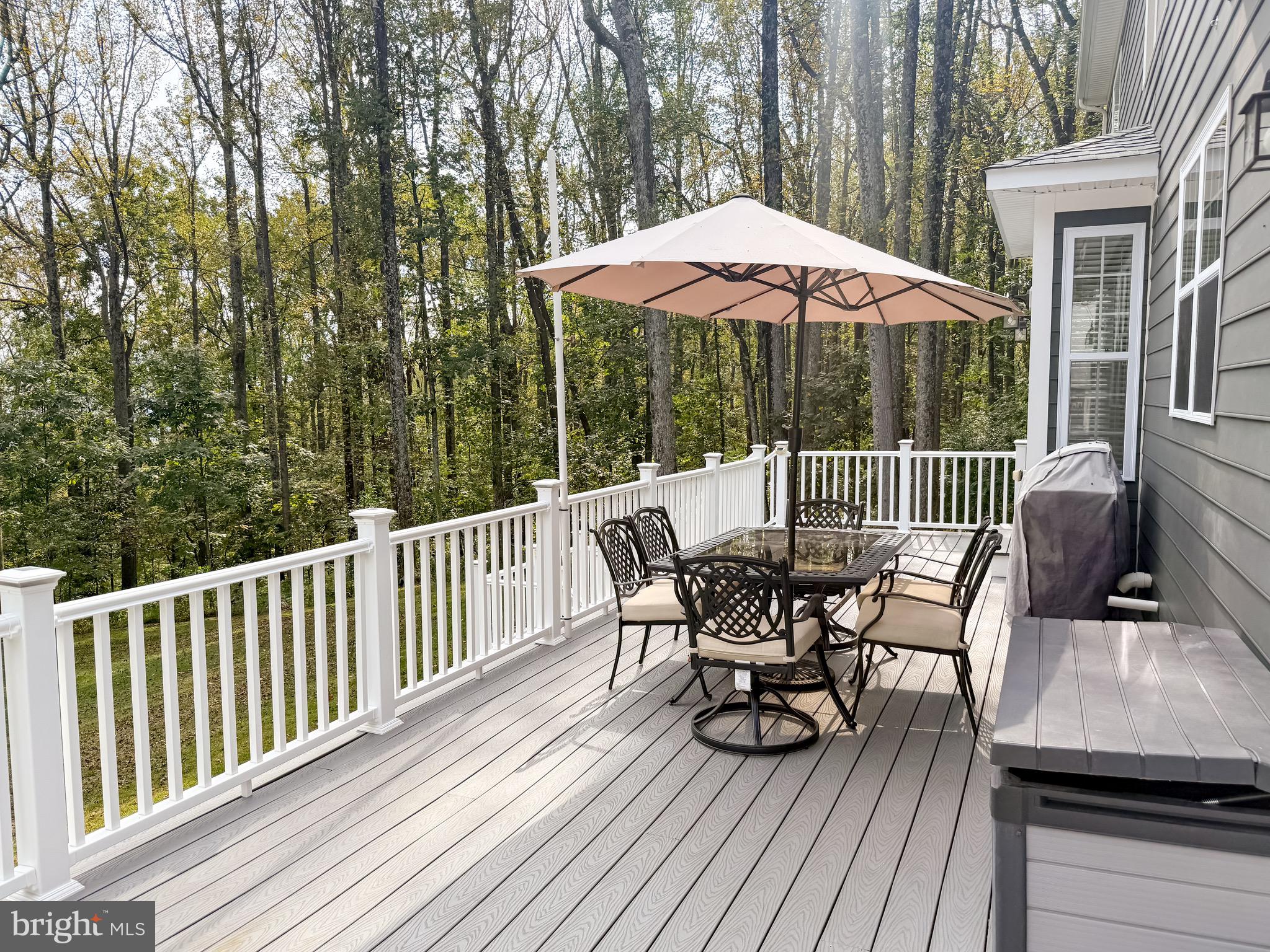 MOUNT PLEASANT EST - Residential