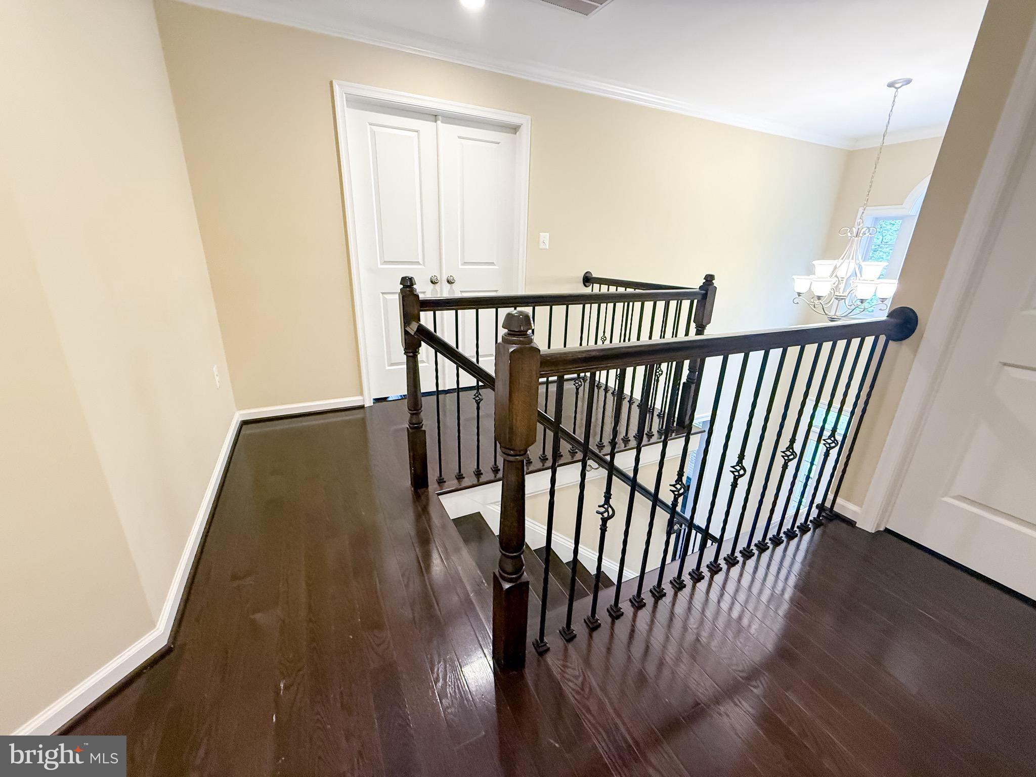 MOUNT PLEASANT EST - Residential