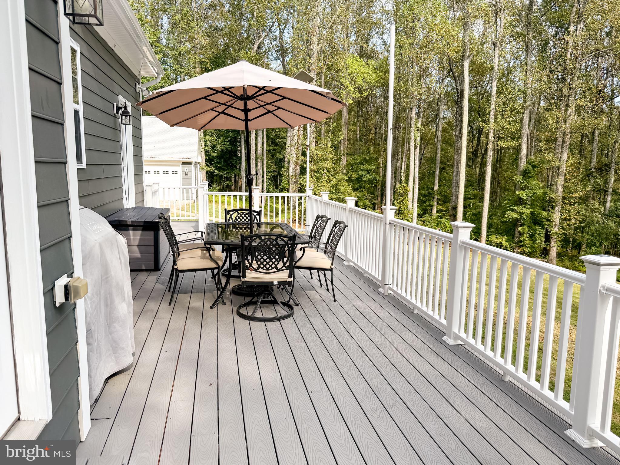 MOUNT PLEASANT EST - Residential