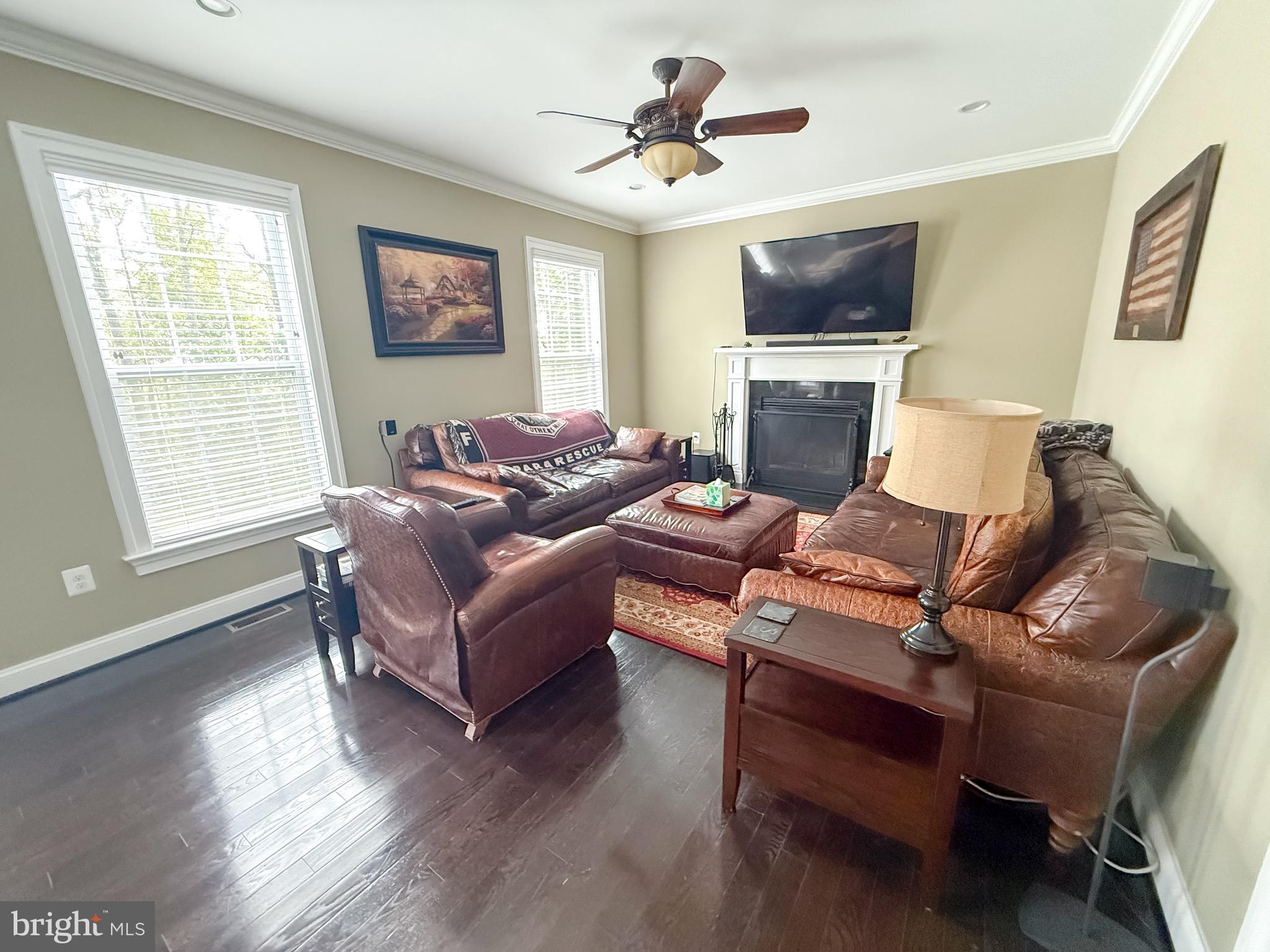 MOUNT PLEASANT EST - Residential