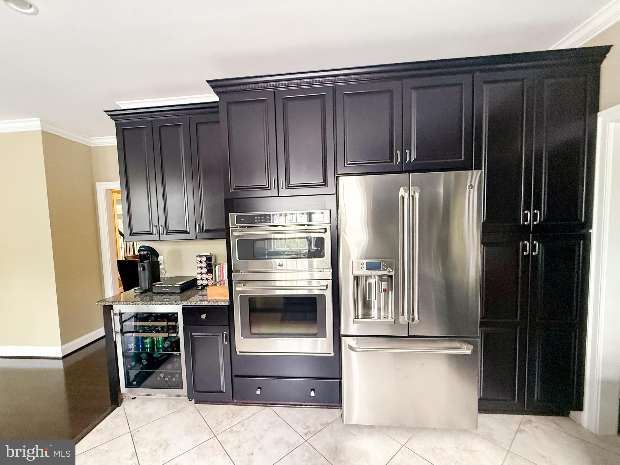 MOUNT PLEASANT EST - Residential