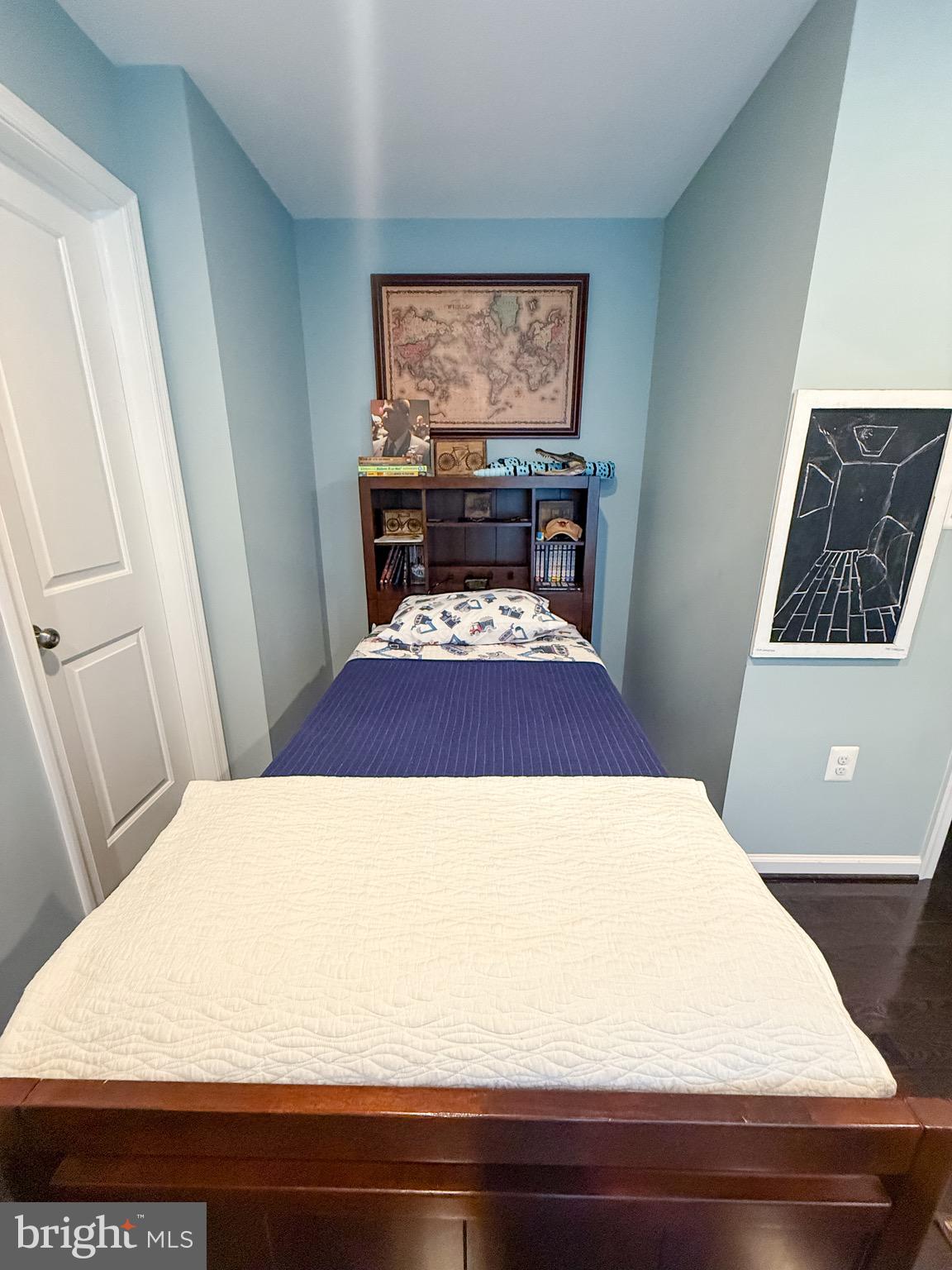 MOUNT PLEASANT EST - Residential