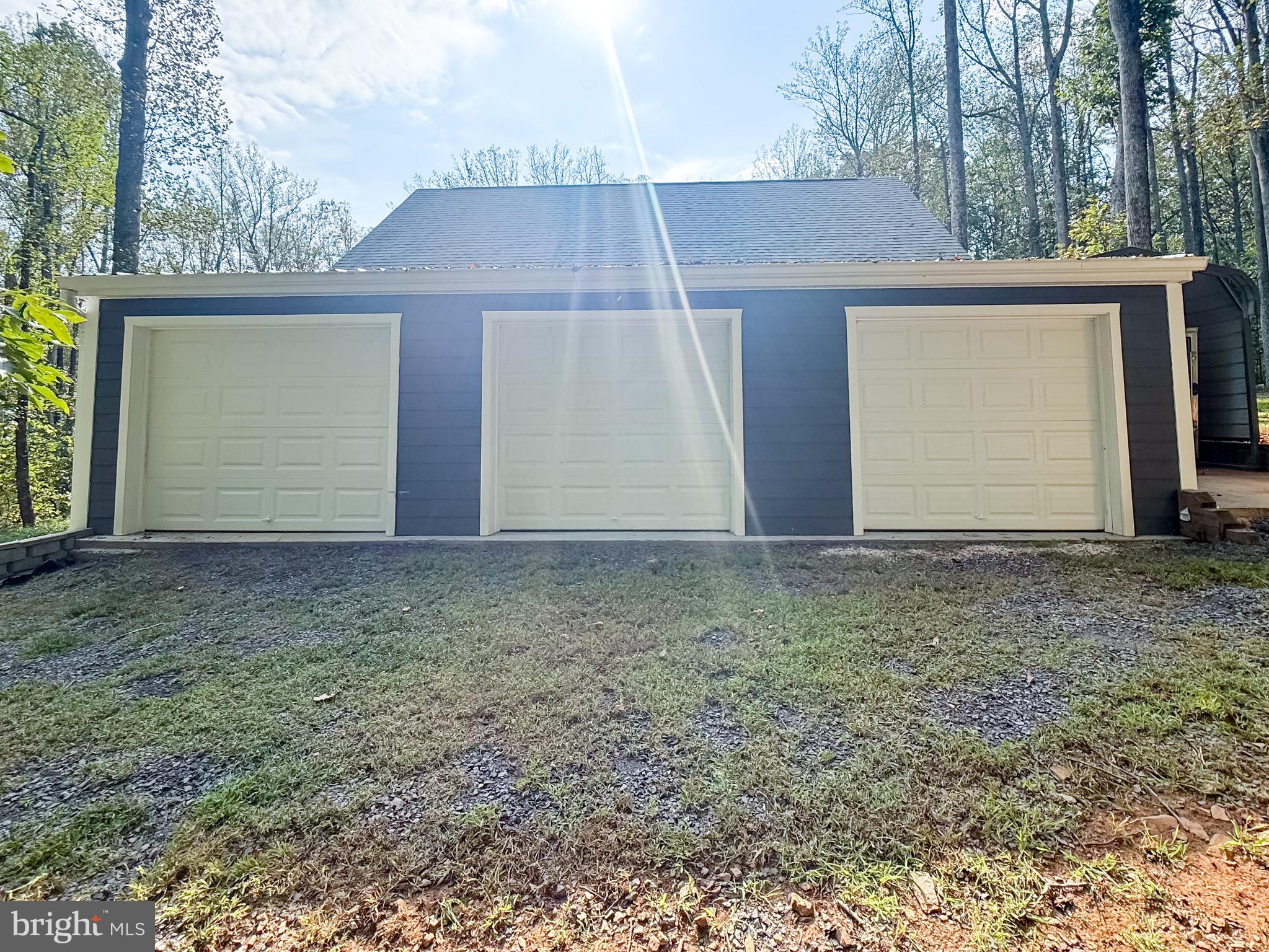 MOUNT PLEASANT EST - Residential