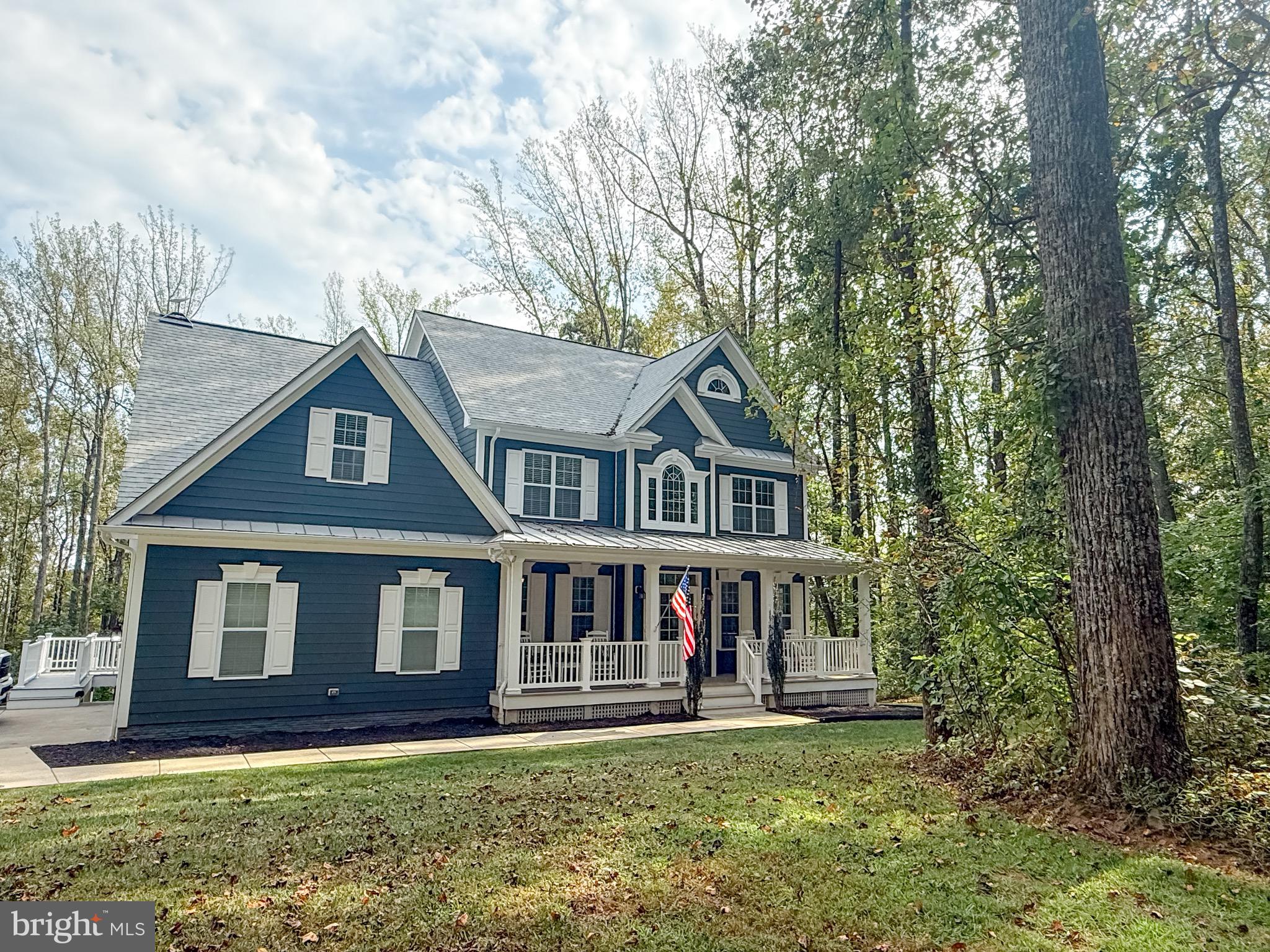 5885 PIGNUT MOUNTAIN DRIVE