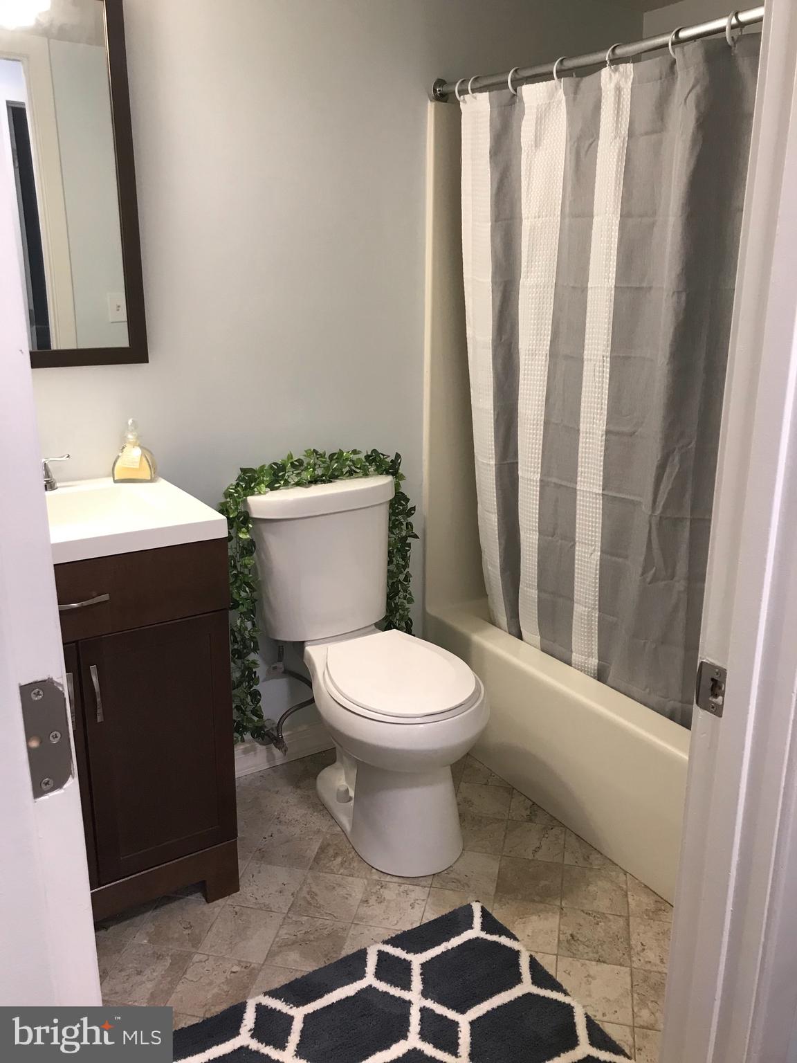 FRANKLIN SQUARE HISTORIC DISTRICT - Residential