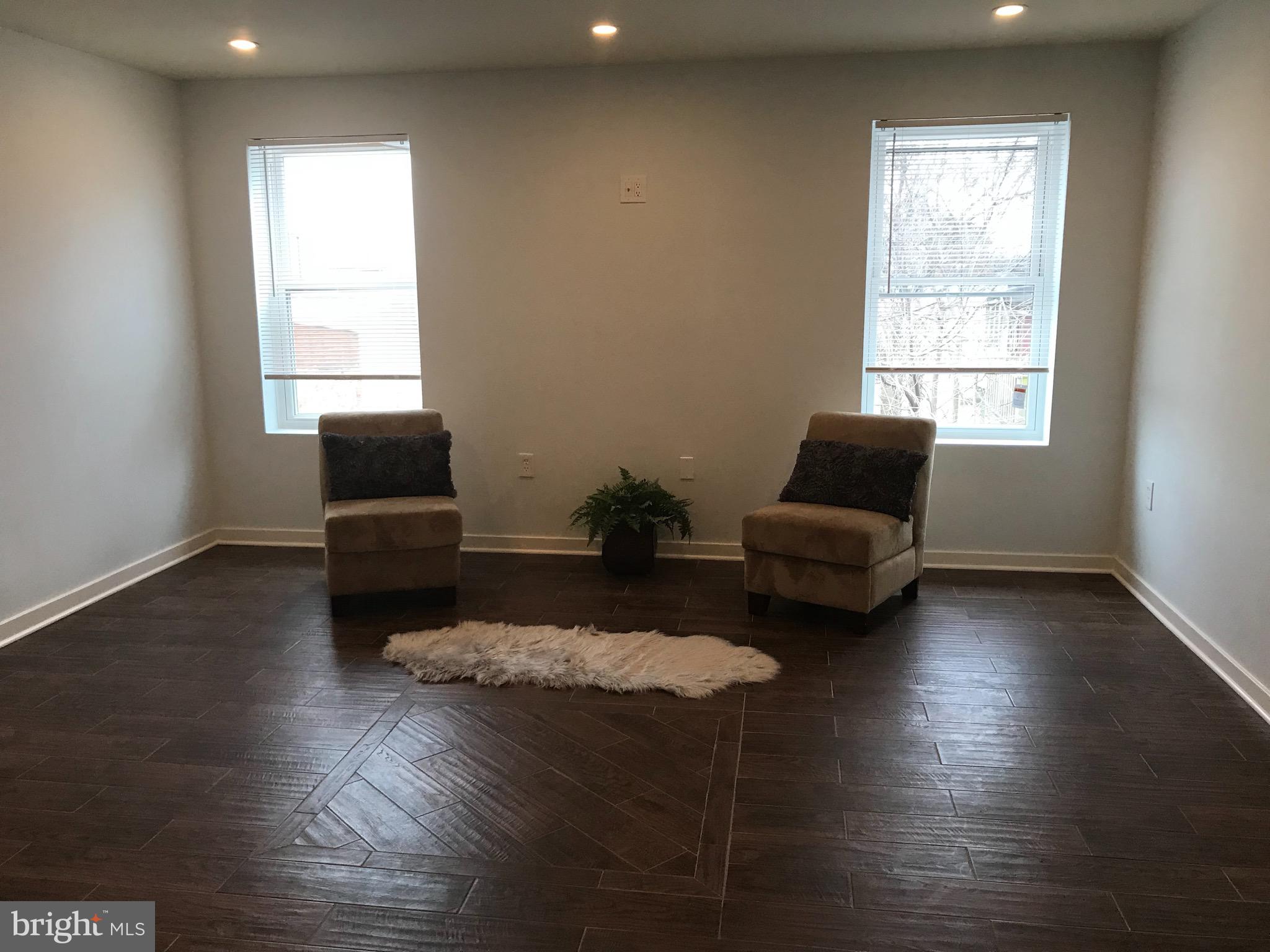 FRANKLIN SQUARE HISTORIC DISTRICT - Residential