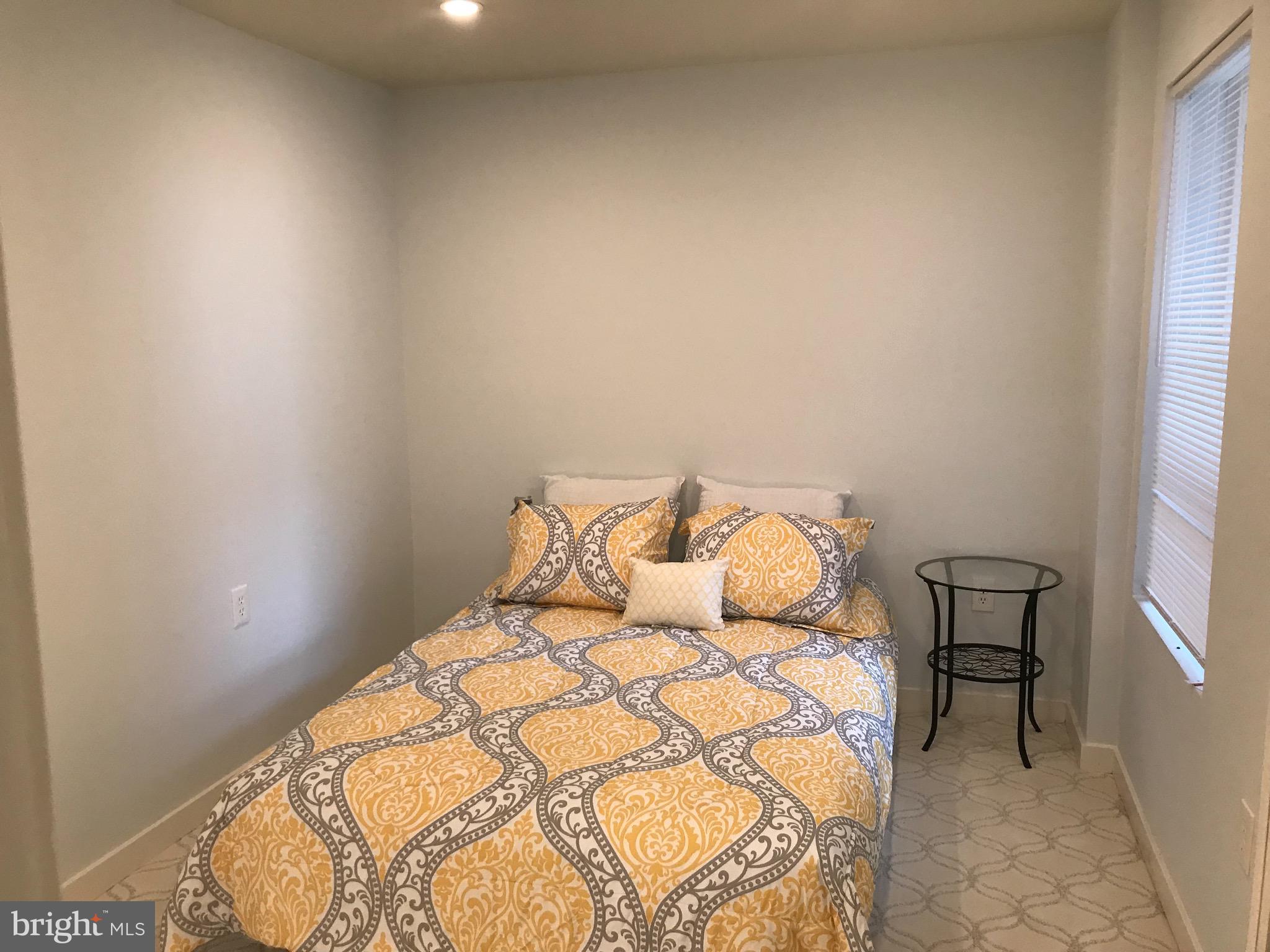 FRANKLIN SQUARE HISTORIC DISTRICT - Residential