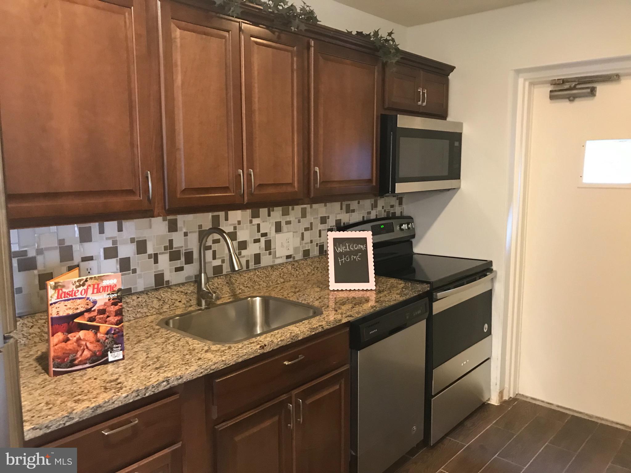 FRANKLIN SQUARE HISTORIC DISTRICT - Residential