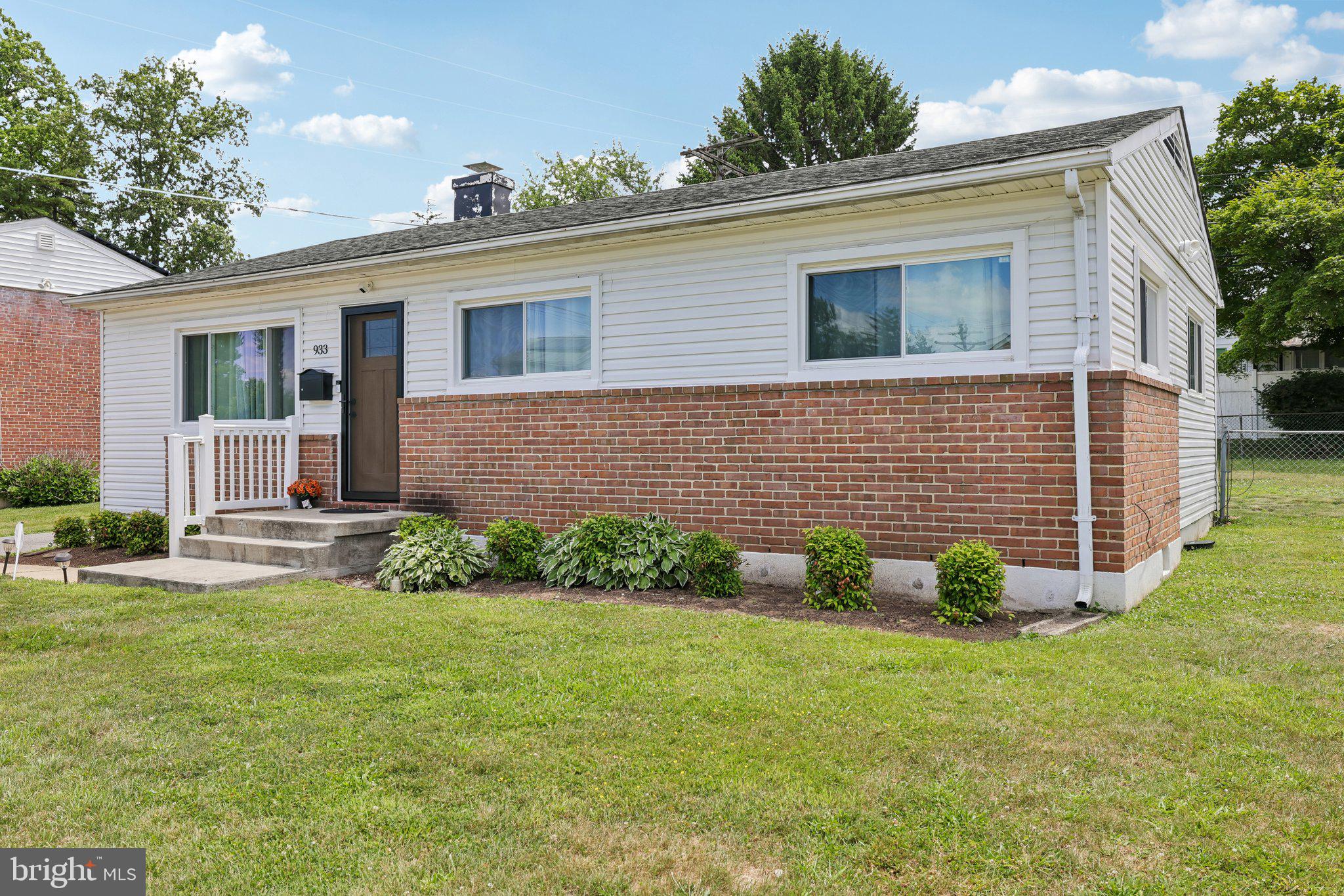 933 PRESTWOOD ROAD