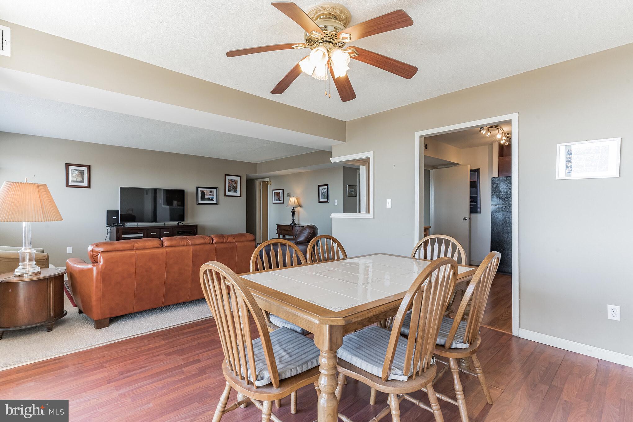 PRESIDENTIAL TOWERS - Residential