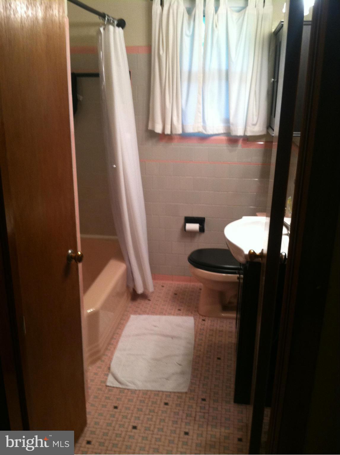 ALLENTOWN - Residential