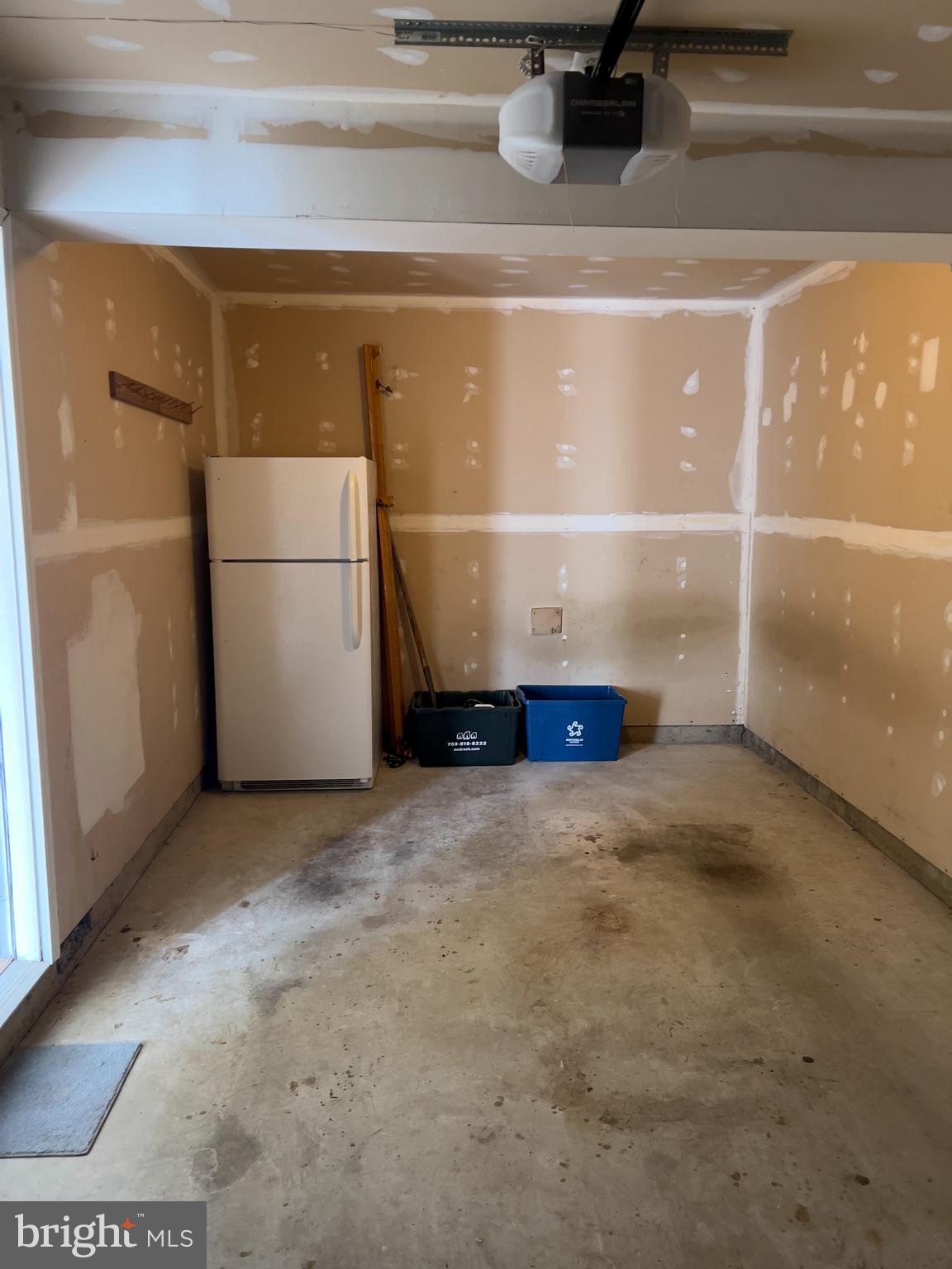 MCNAIR FARMS WEST - Residential Lease