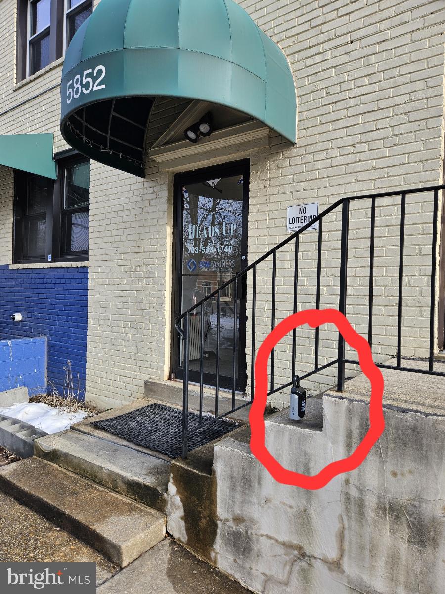 5852 WASHINGTON BOULEVARD
