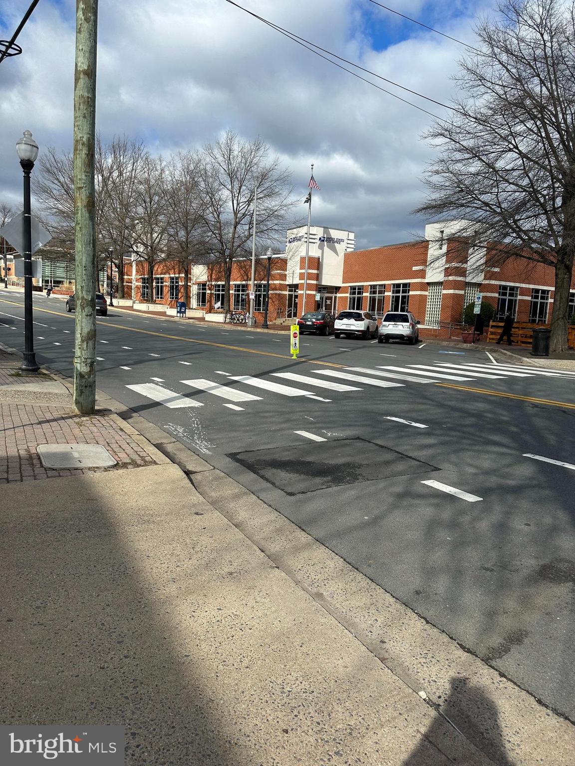 5852 WASHINGTON BOULEVARD