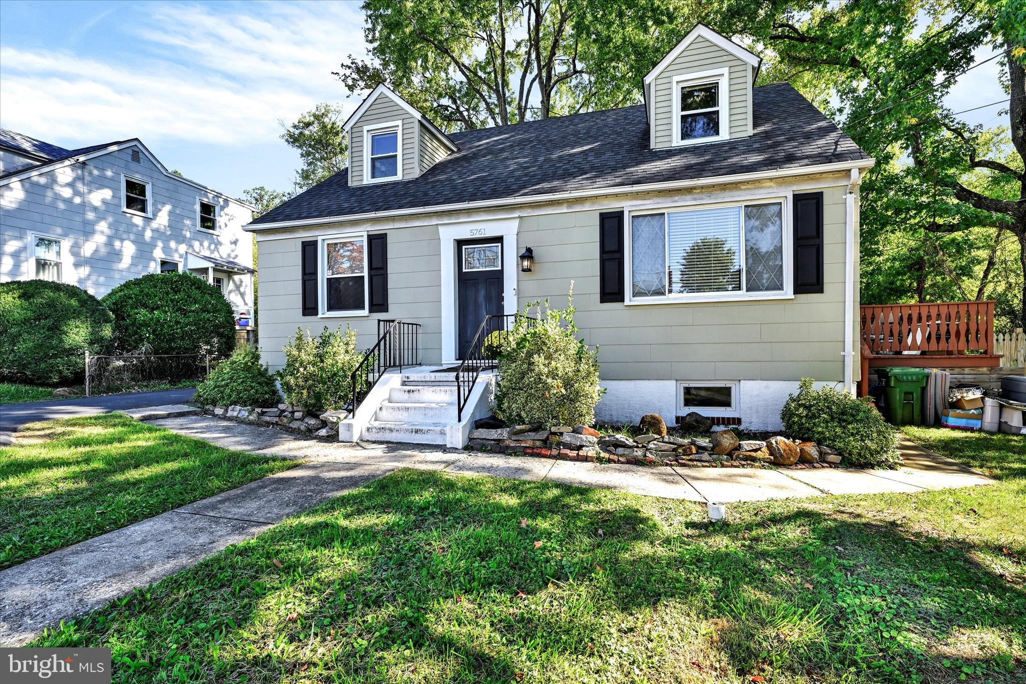 HAMILTON HEIGHTS - Residential