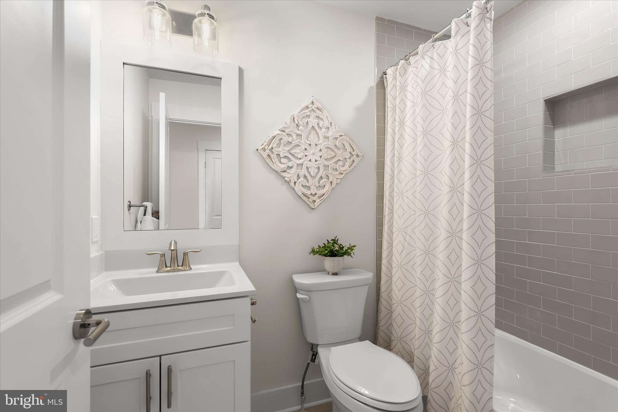 FREELAND - Residential