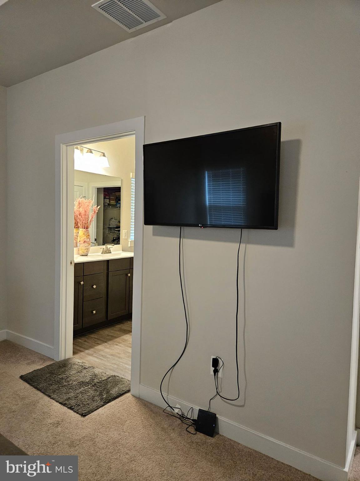 CHRISTOPHER POINTE - Residential