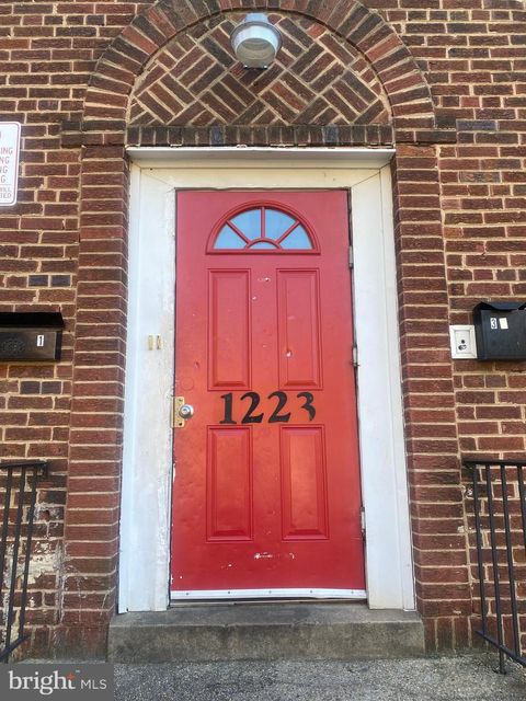 1223 HOLBROOK TERRACE NE WASHINGTON DC 20002