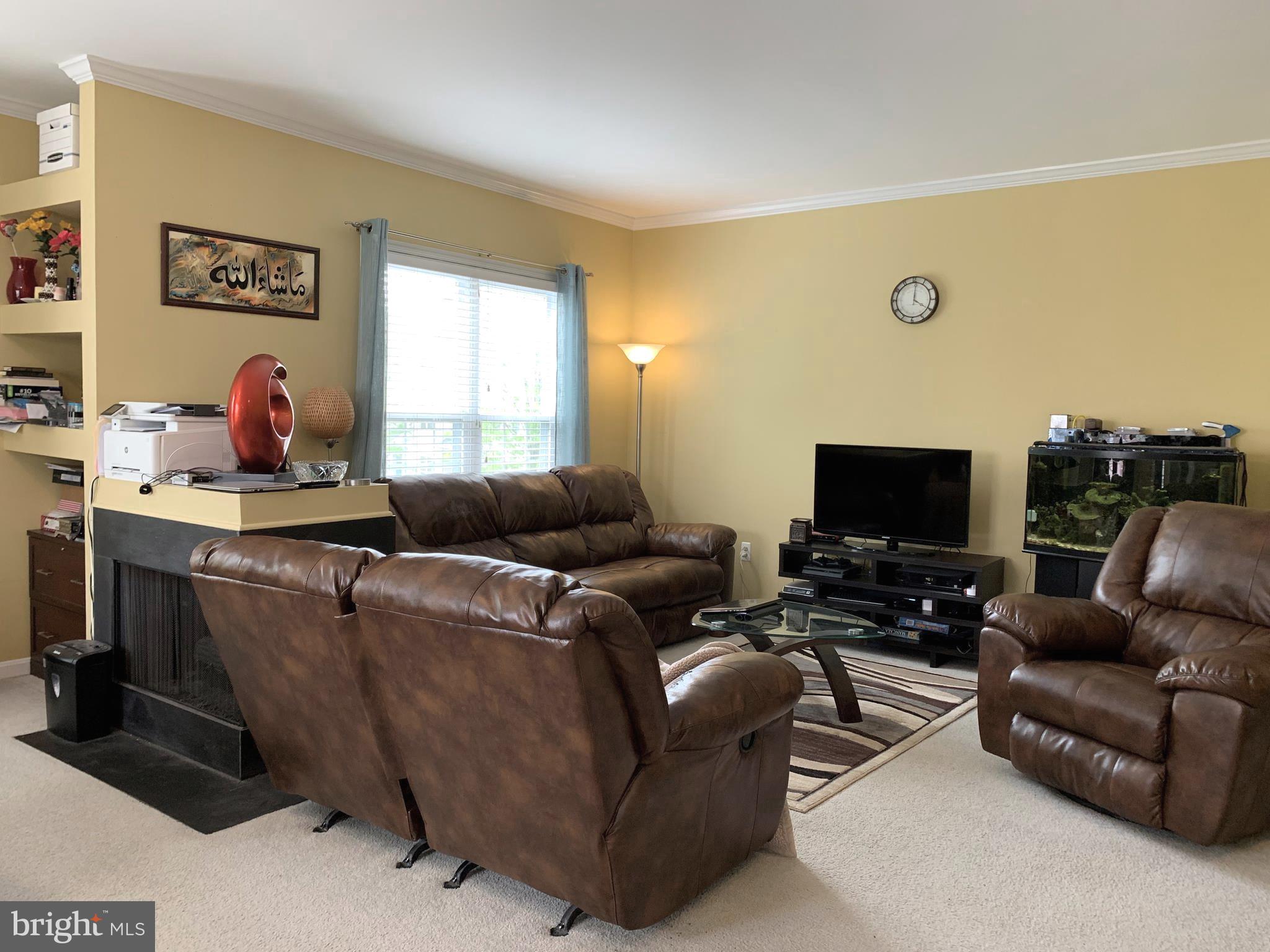 MCNAIR FARMS LANDBAY - Residential Lease