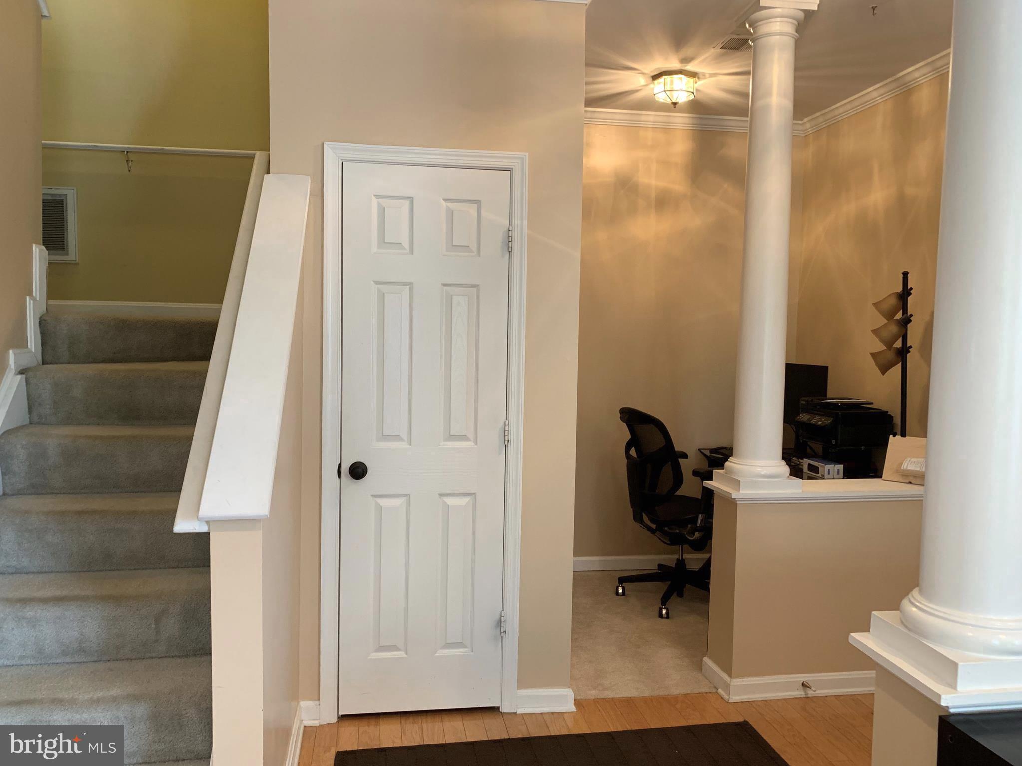 MCNAIR FARMS LANDBAY - Residential Lease