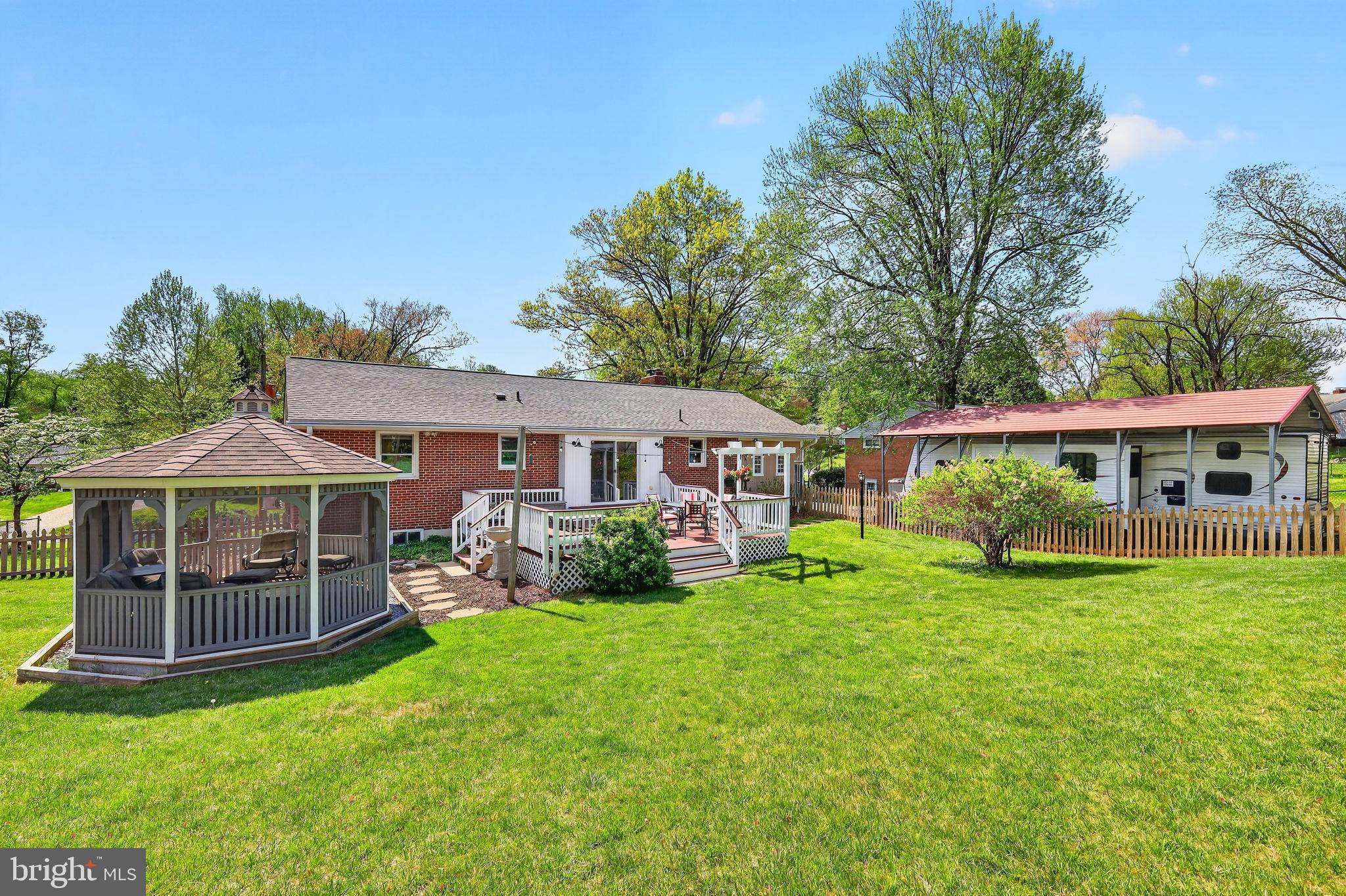 PEACH ORCHARD HEIGHTS - Residential