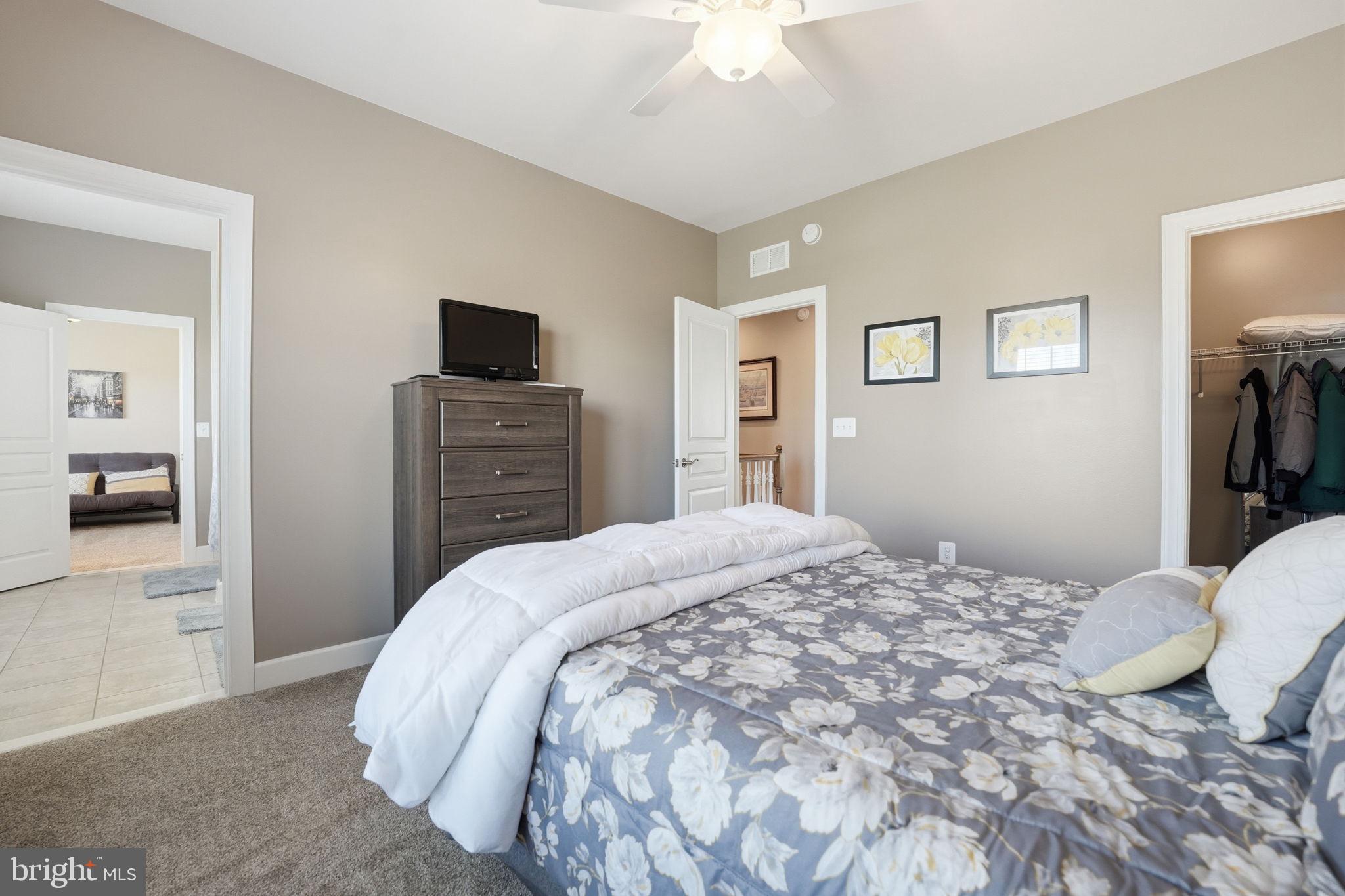 WOODLAND FARMS - Residential