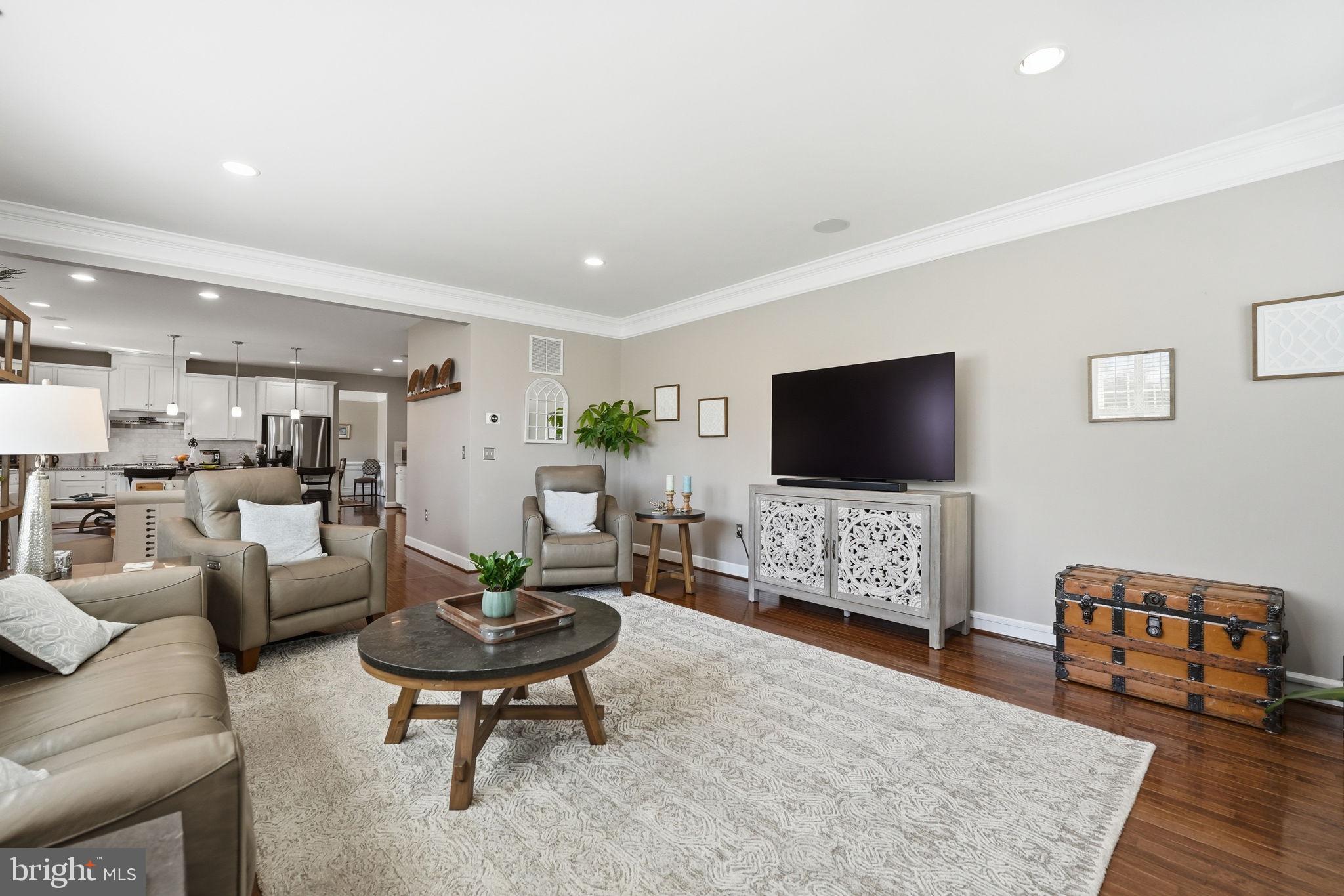 WOODLAND FARMS - Residential