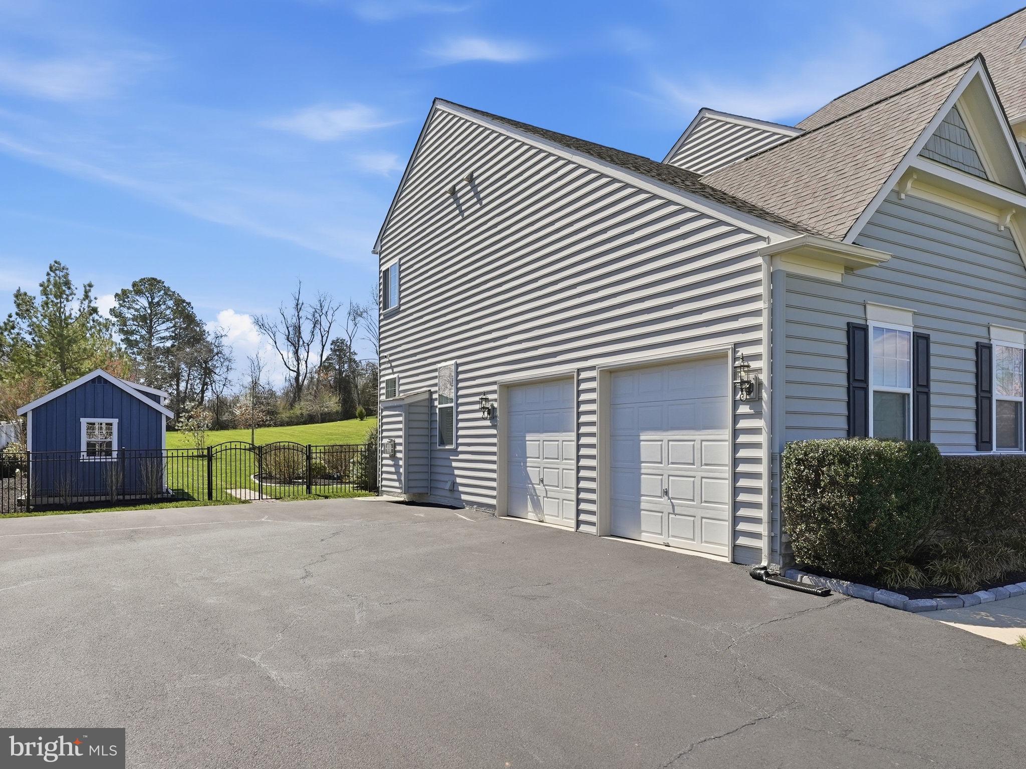 WOODLAND FARMS - Residential