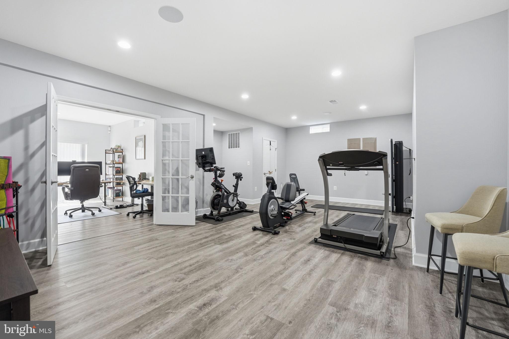 WOODLAND FARMS - Residential