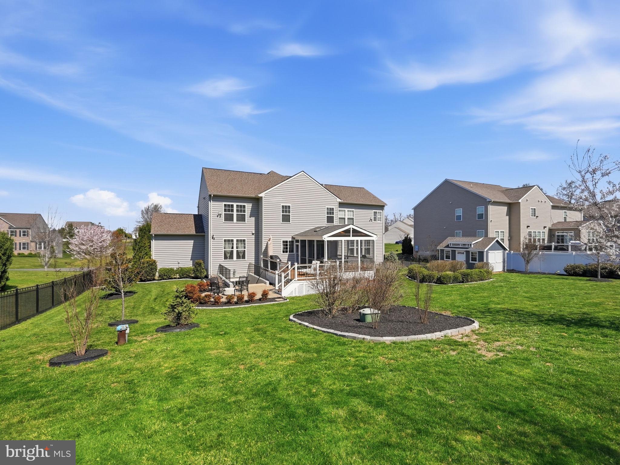 WOODLAND FARMS - Residential